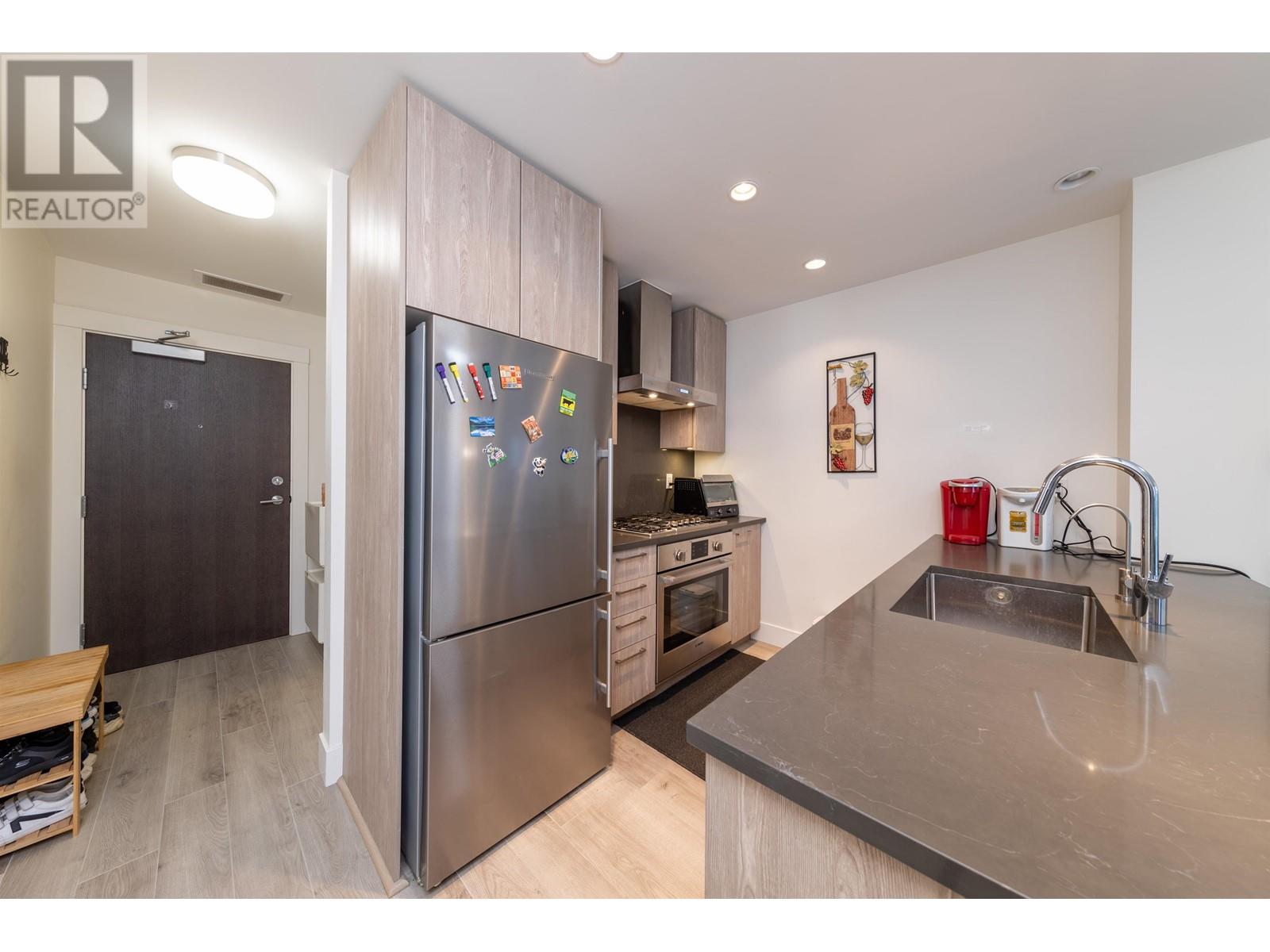 Listing Picture 13 of 33 : 505 10788 NO.5 ROAD, Richmond / 烈治文 - 魯藝地產 Yvonne Lu Group - MLS Medallion Club Member