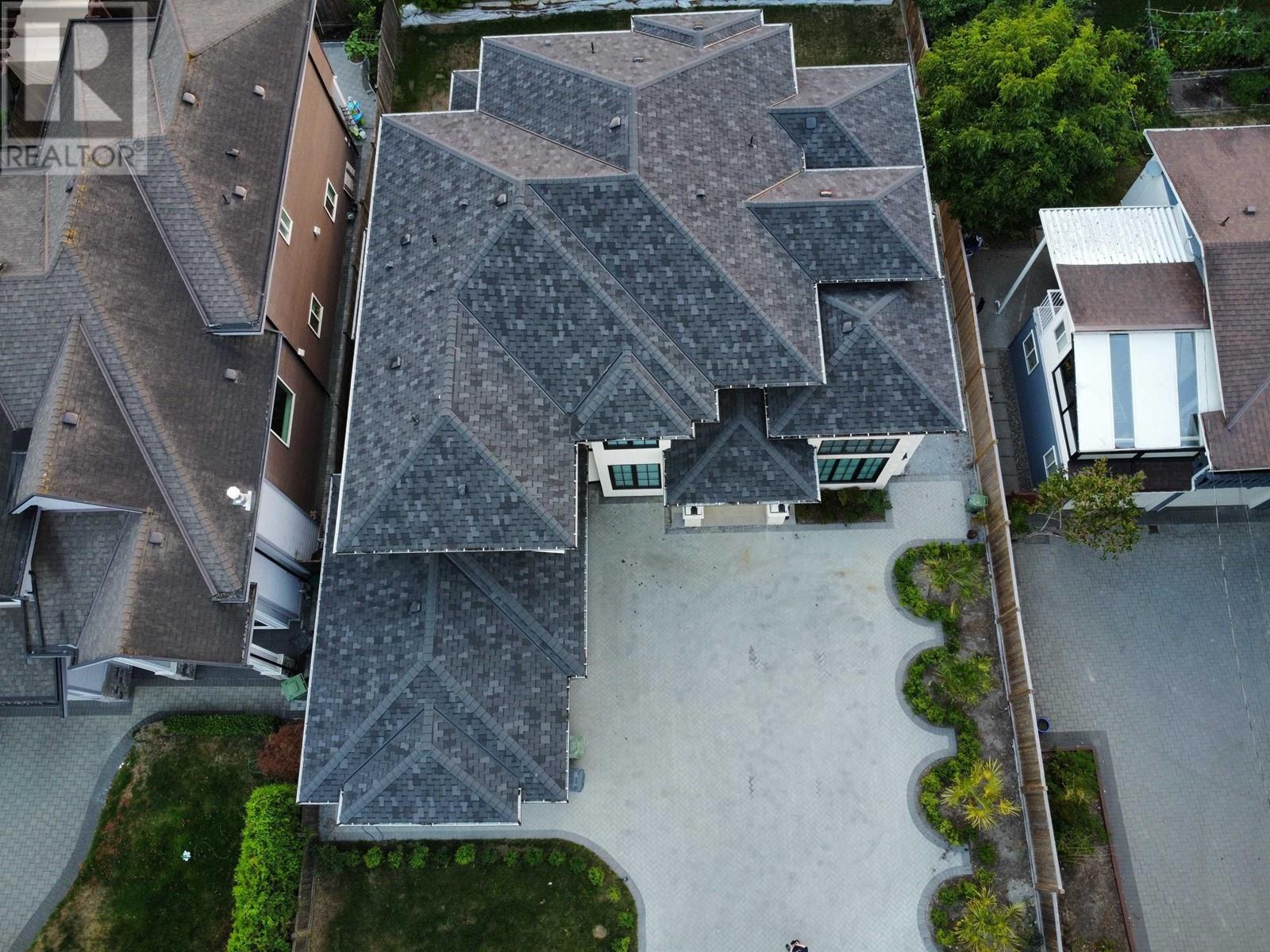 Listing Picture 23 of 23 : 11331 NO. 2 ROAD, Richmond / 烈治文 - 魯藝地產 Yvonne Lu Group - MLS Medallion Club Member