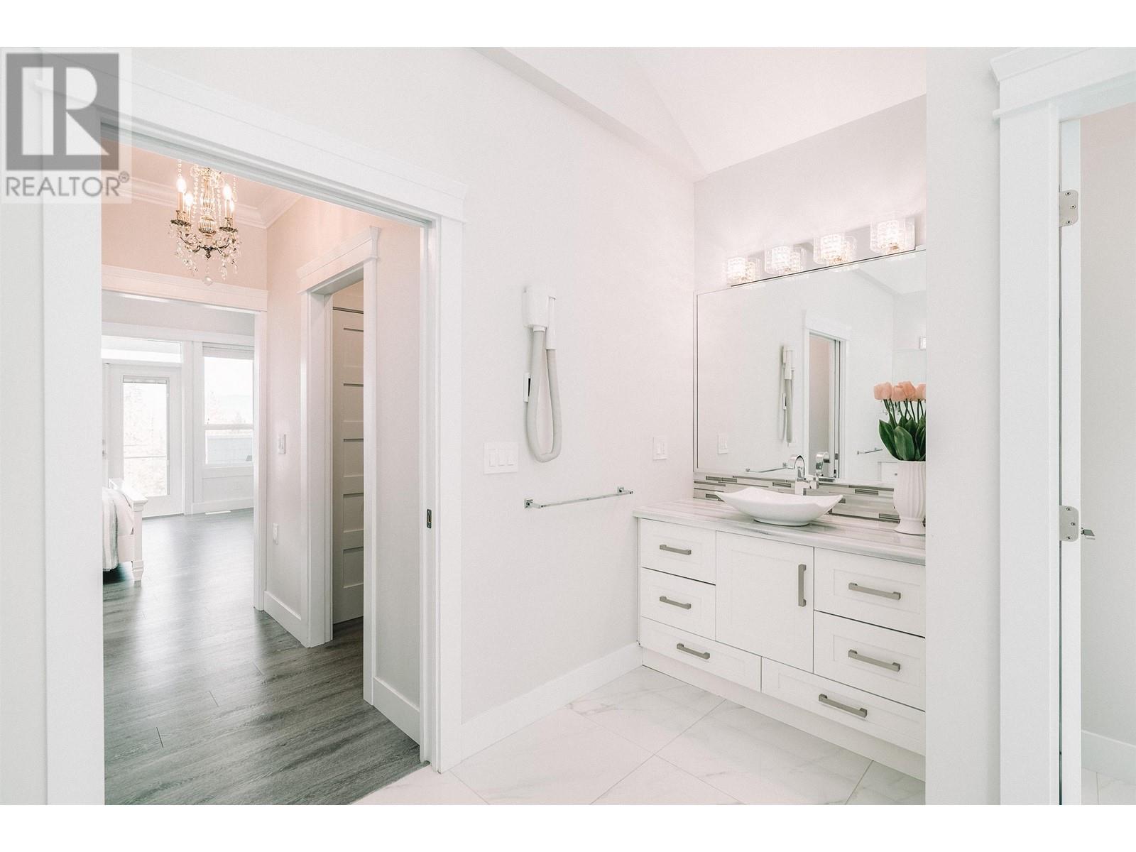 25540 Godwin Drive, Maple Ridge, British Columbia  V2W 1G9 - Photo 25 - R2975784