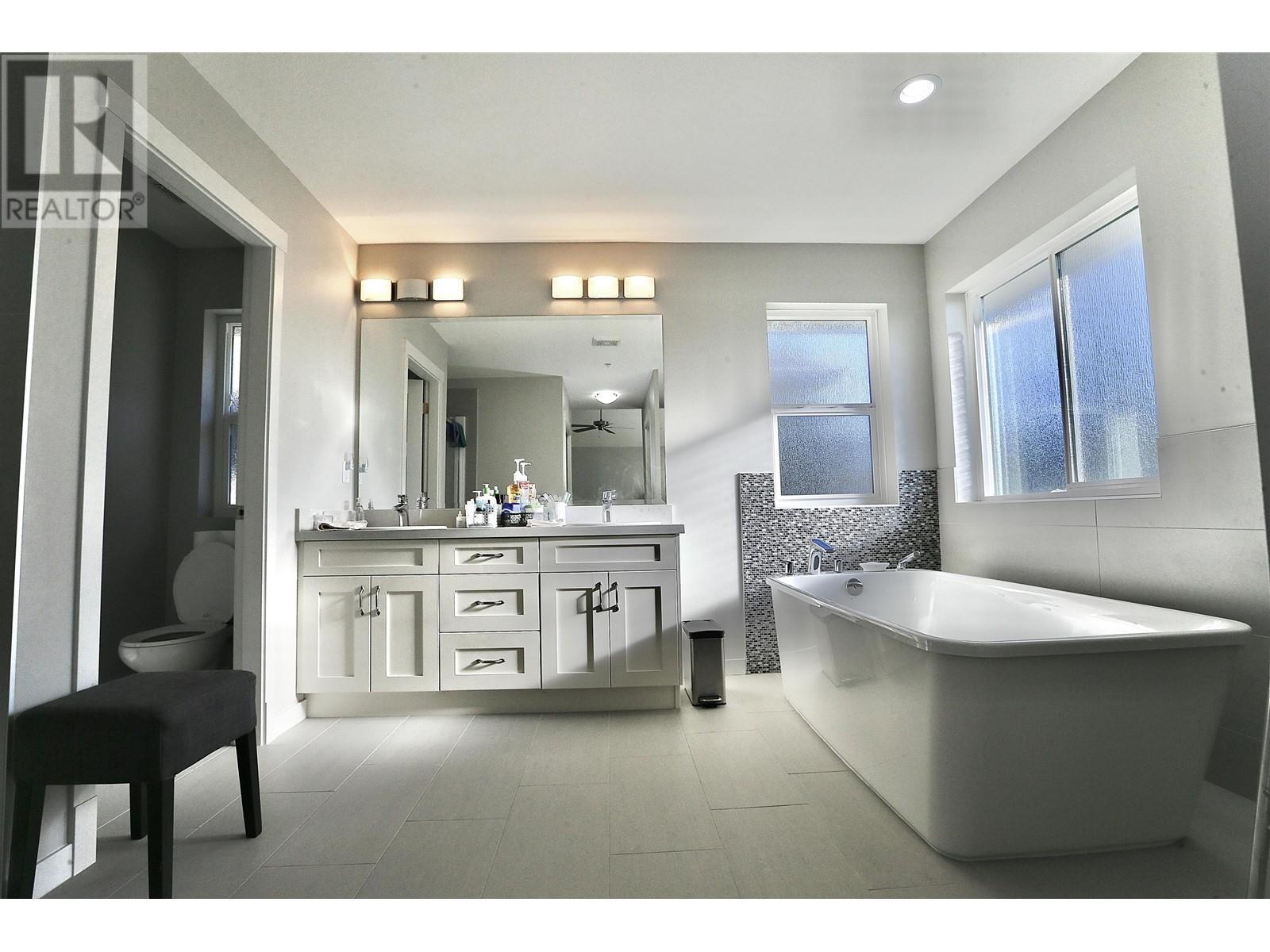 24442 113 Avenue, Maple Ridge, British Columbia  V2W 0H4 - Photo 10 - R2960390