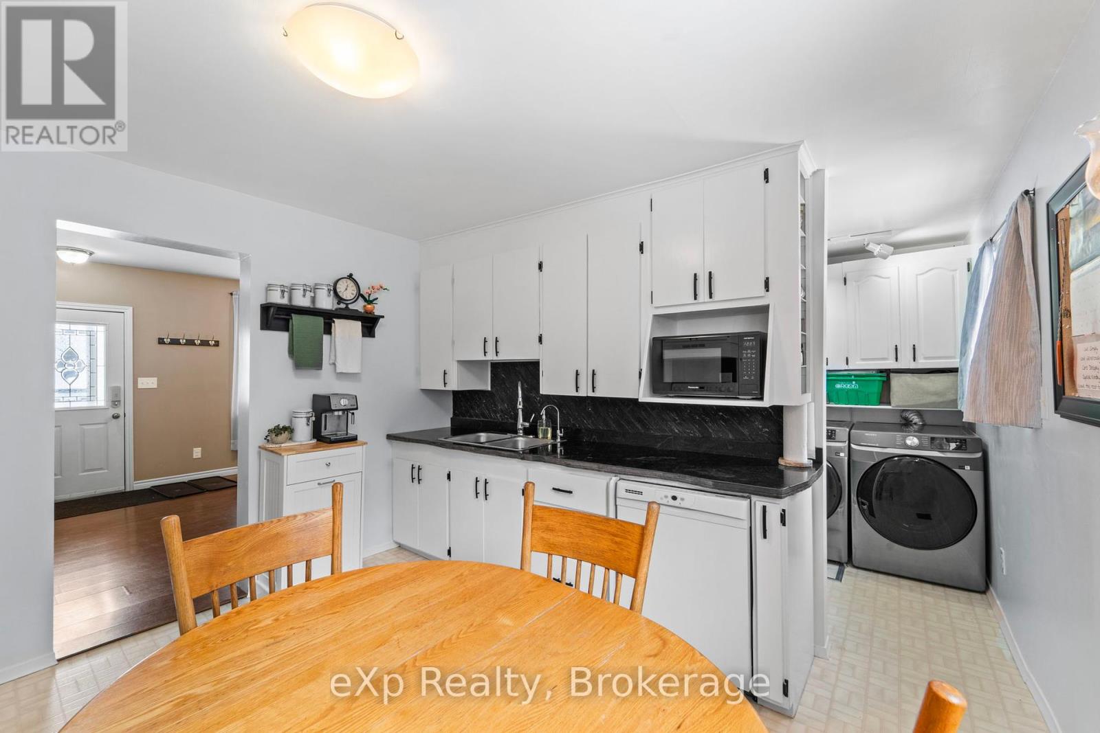 84322 Mcnabb Line, Huron East, Ontario  N0G 1H0 - Photo 24 - X12011826