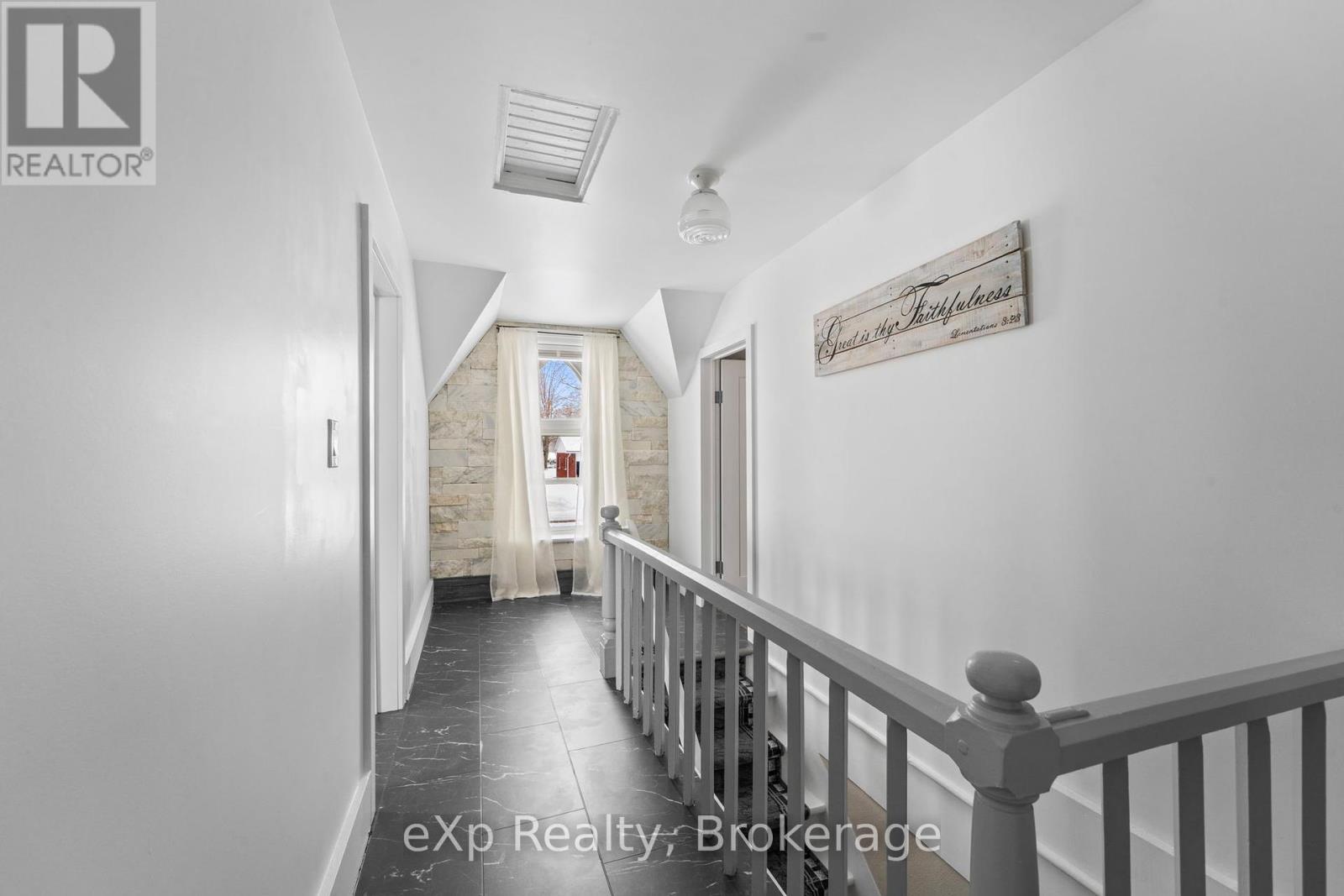 84322 Mcnabb Line, Huron East, Ontario  N0G 1H0 - Photo 36 - X12011826