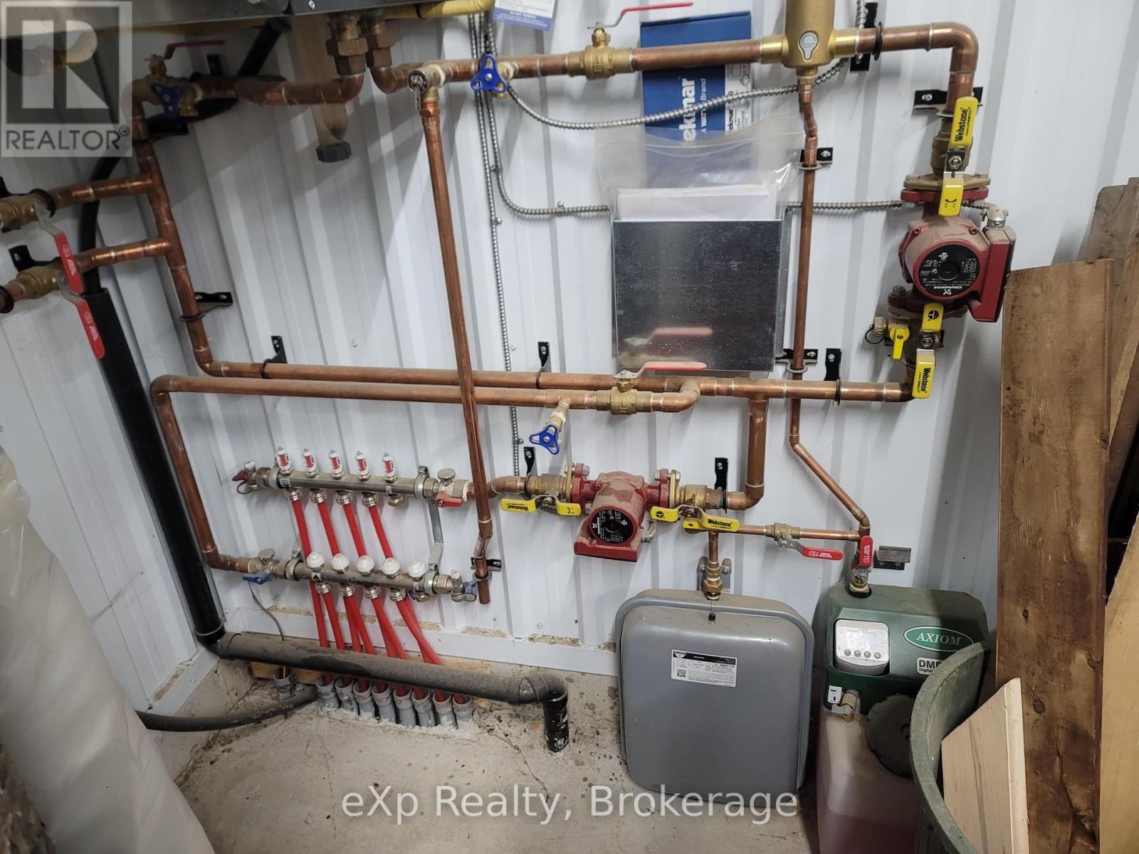 84322 Mcnabb Line, Huron East, Ontario  N0G 1H0 - Photo 45 - X12011826