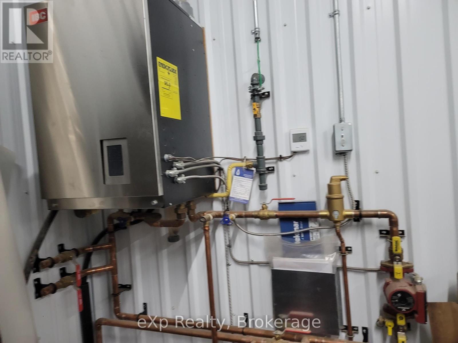 84322 Mcnabb Line, Huron East, Ontario  N0G 1H0 - Photo 47 - X12011826