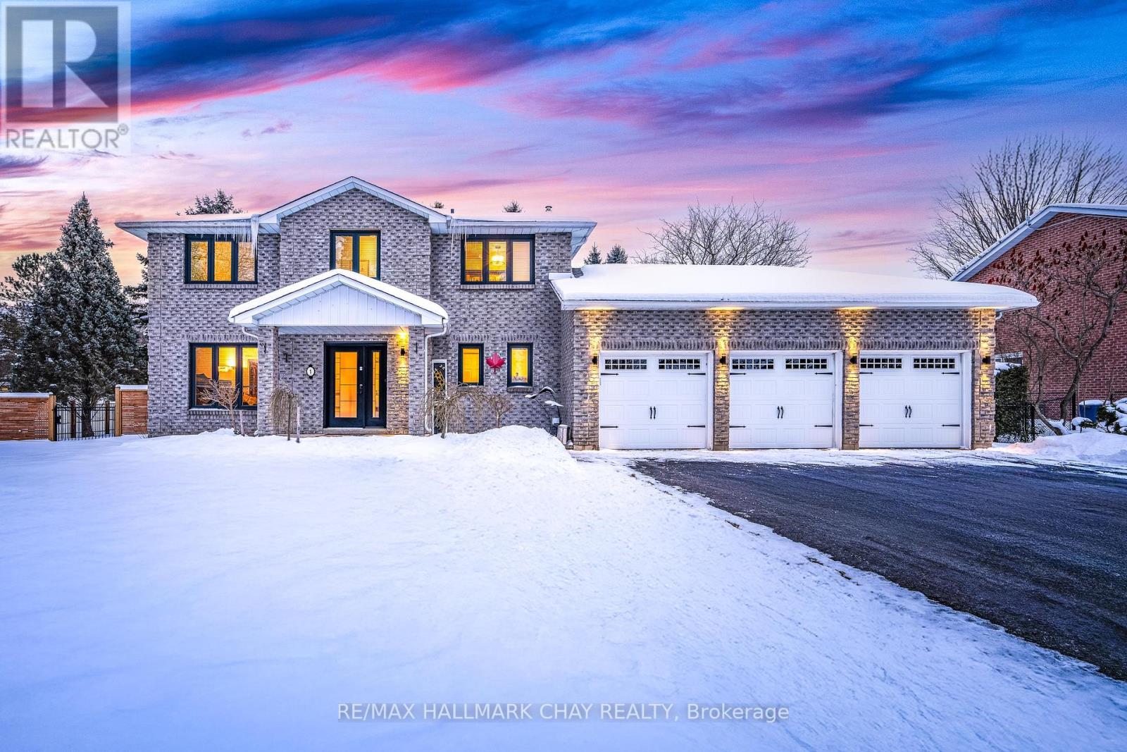 1 RAMSDEN CRESCENT, East Gwillimbury, Ontario