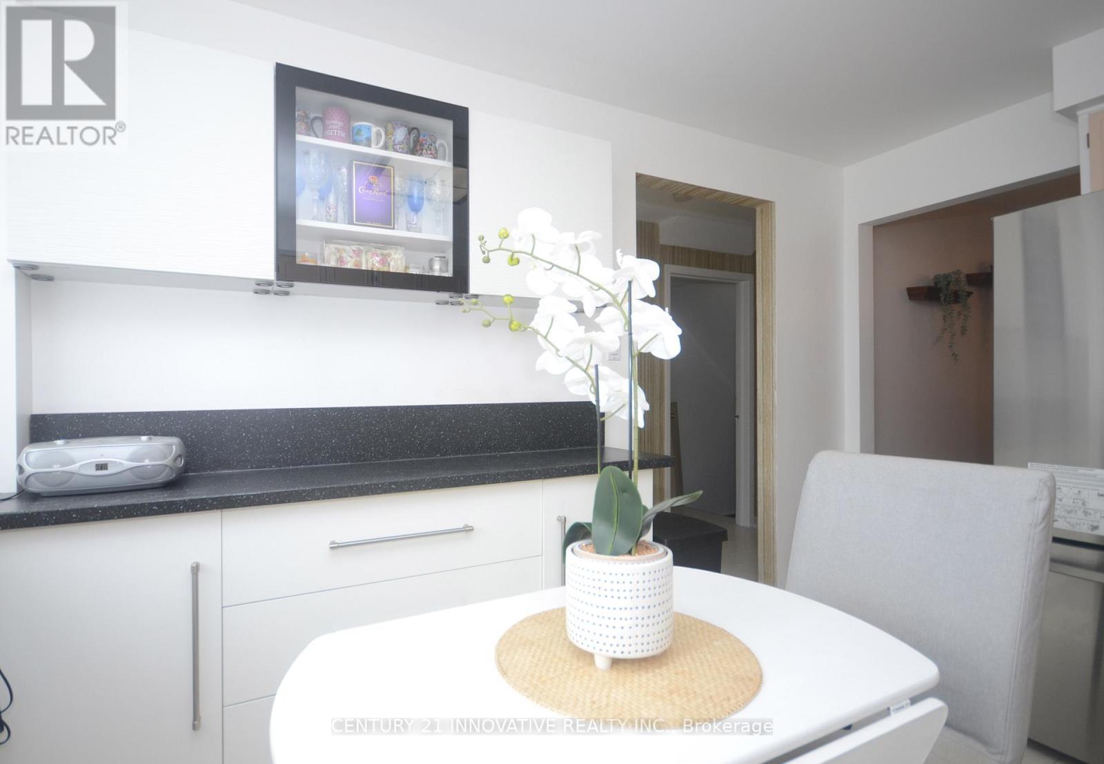 Property at 14 - 9 CANDY COURTWAY image 3