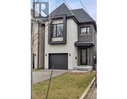 30 ROSELAND DRIVE, Toronto, Ontario