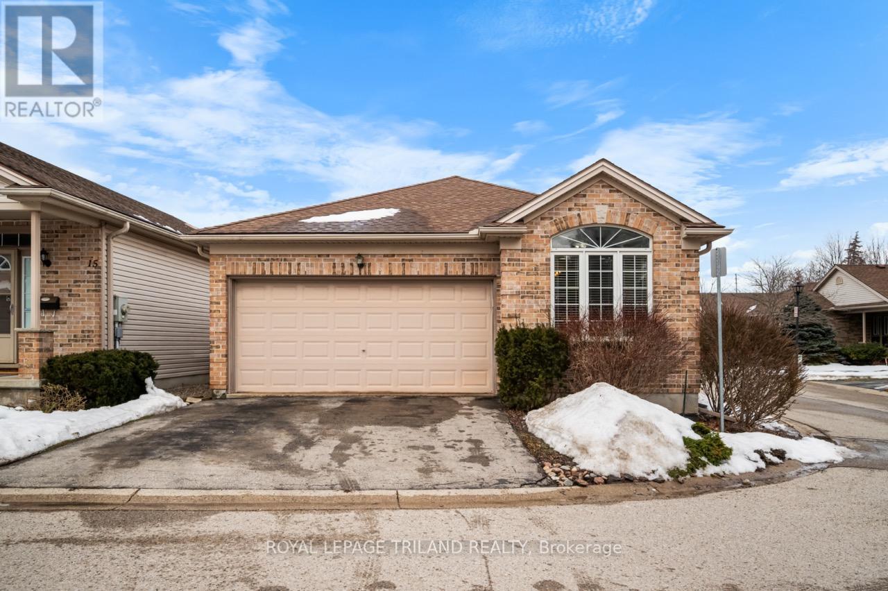 Property at 14 - 567 FANSHAWE PARK ROAD image 1