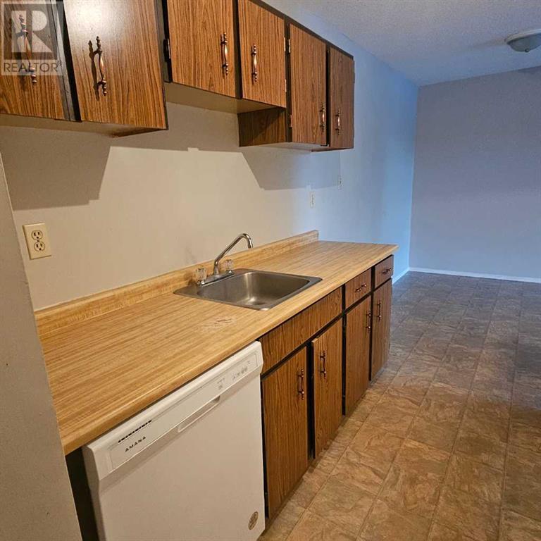 Property at 215B, 5611 9 Avenue image 5
