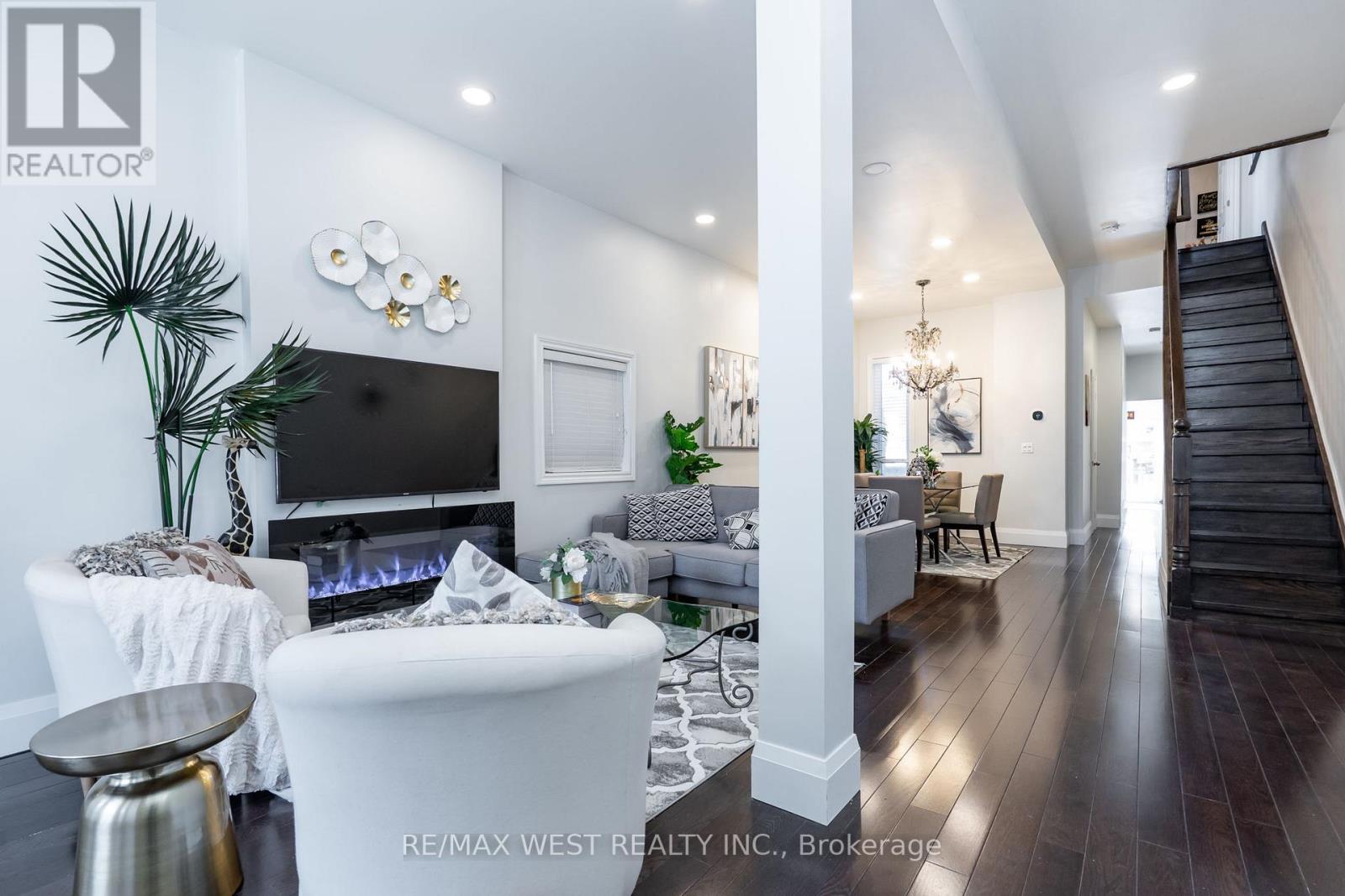 Property at 540 DUFFERIN STREET image 4