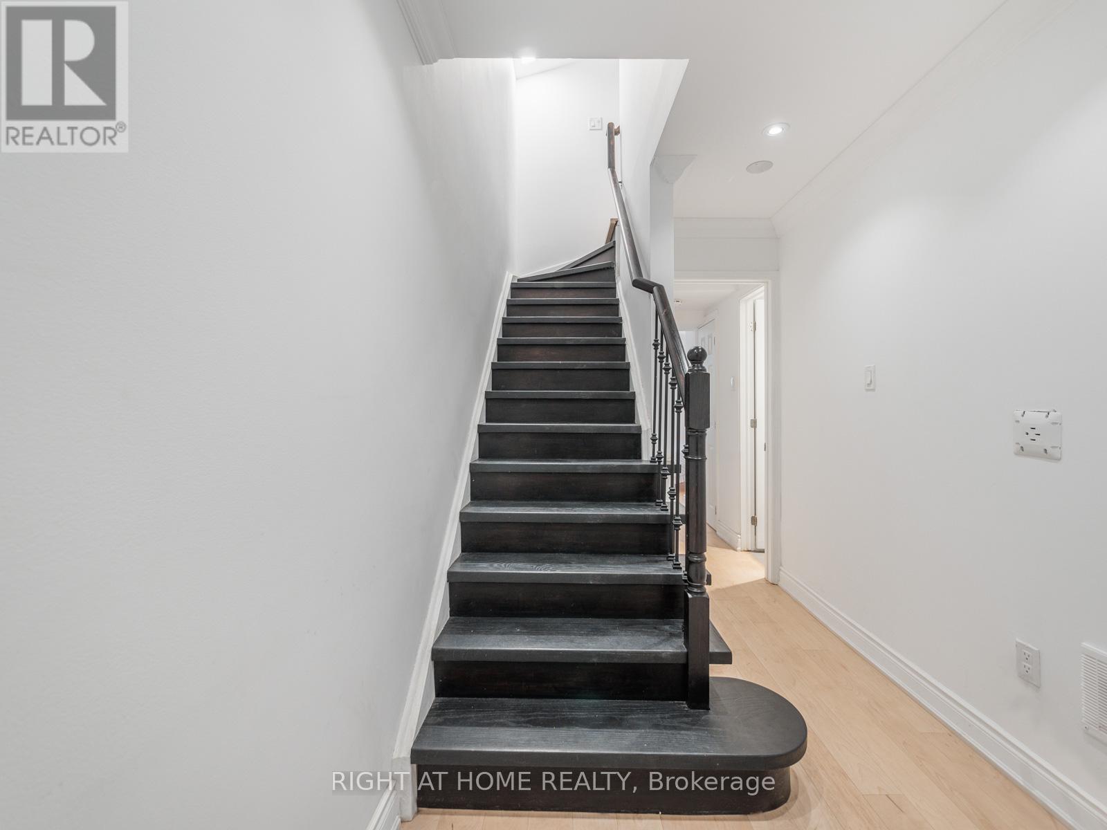 36d Massey Street, Toronto, Ontario  M6J 3T1 - Photo 26 - C12011875