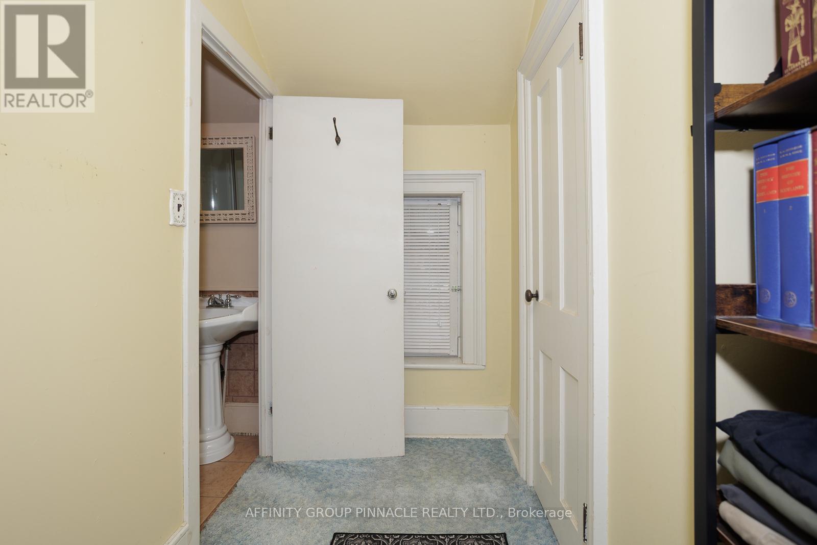 22 Francis Street, Kawartha Lakes, Ontario  K9V 3R6 - Photo 38 - X12006523