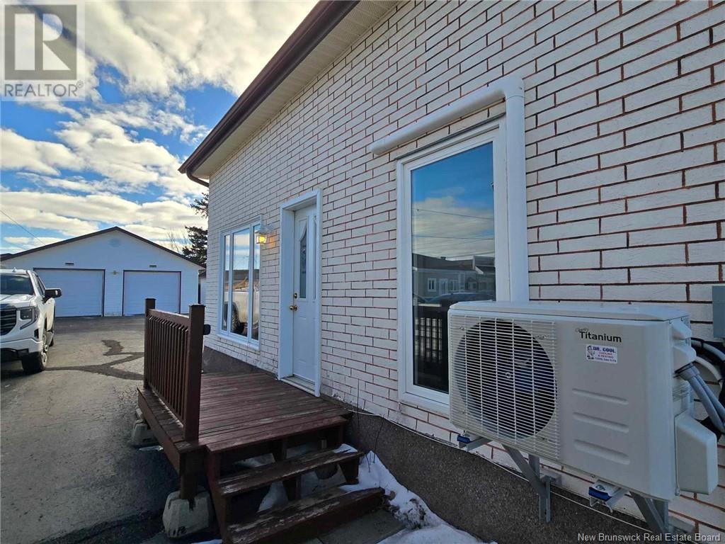 338 Sunset Street, Beresford, New Brunswick  E8K 2G6 - Photo 2 - NB113815