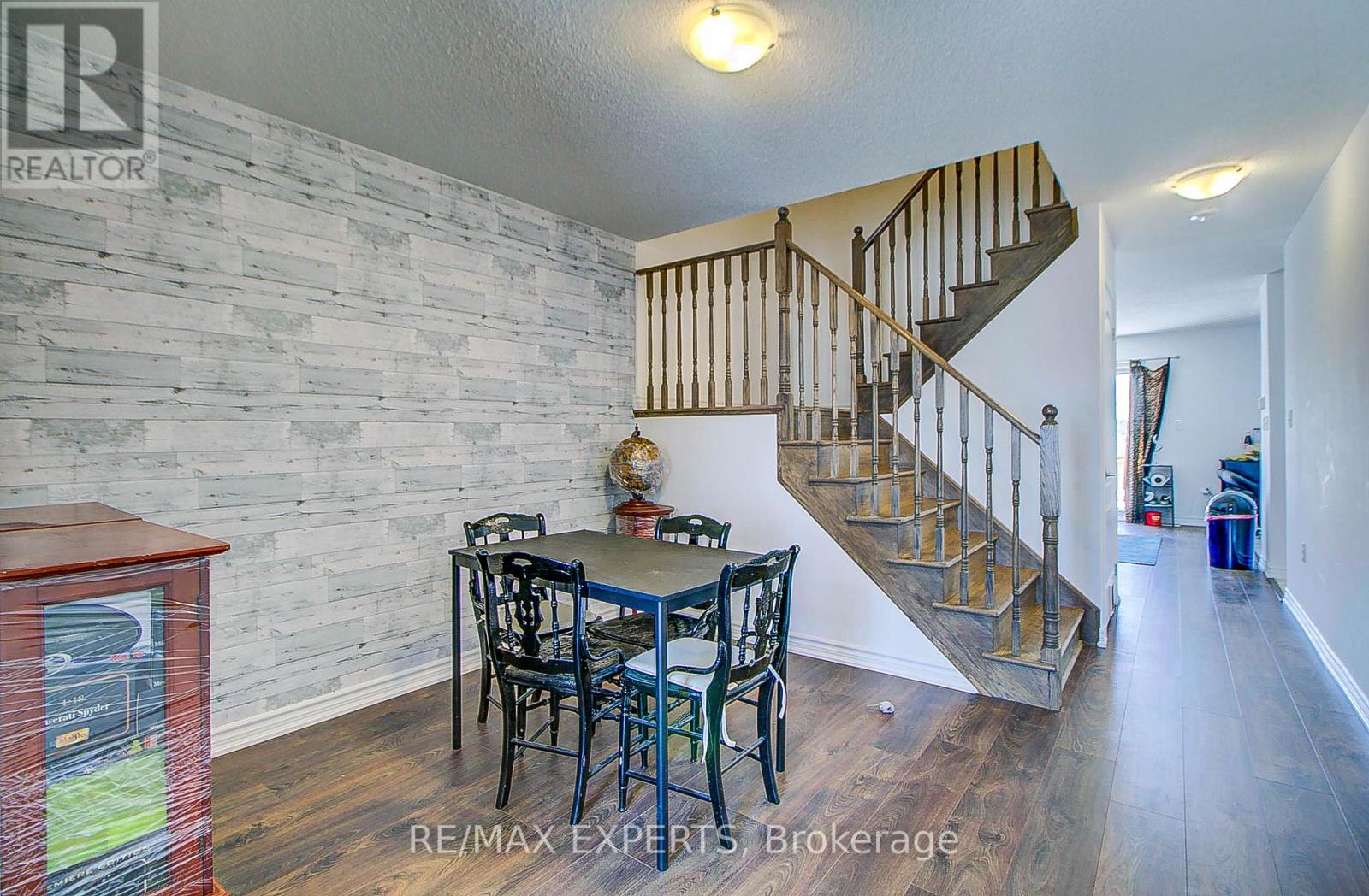 Property at 10 BROWN BEAR STREET image 1