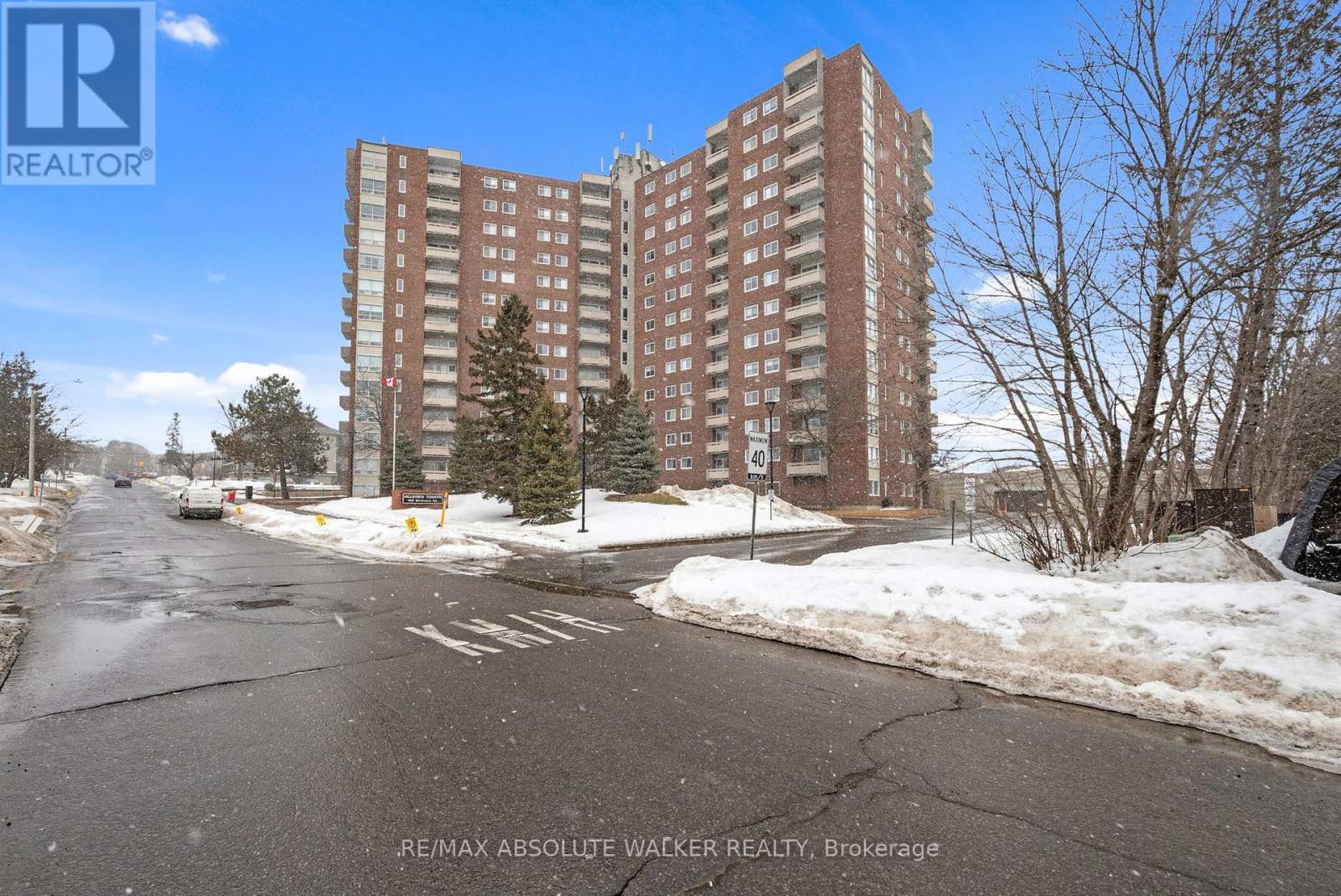 312 - 915 Elmsmere Road, Ottawa, Ontario  K1J 8H8 - Photo 1 - X12011944