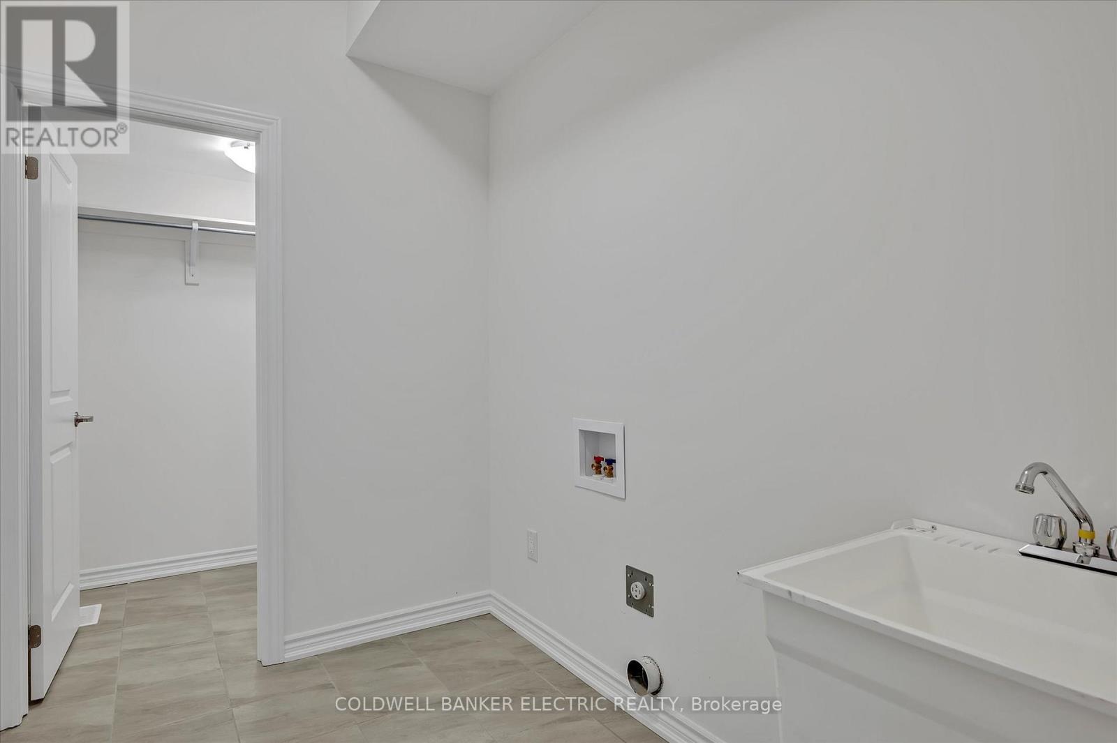 3 Hillcroft Way, Kawartha Lakes, Ontario  K0M 1A0 - Photo 22 - X12011934