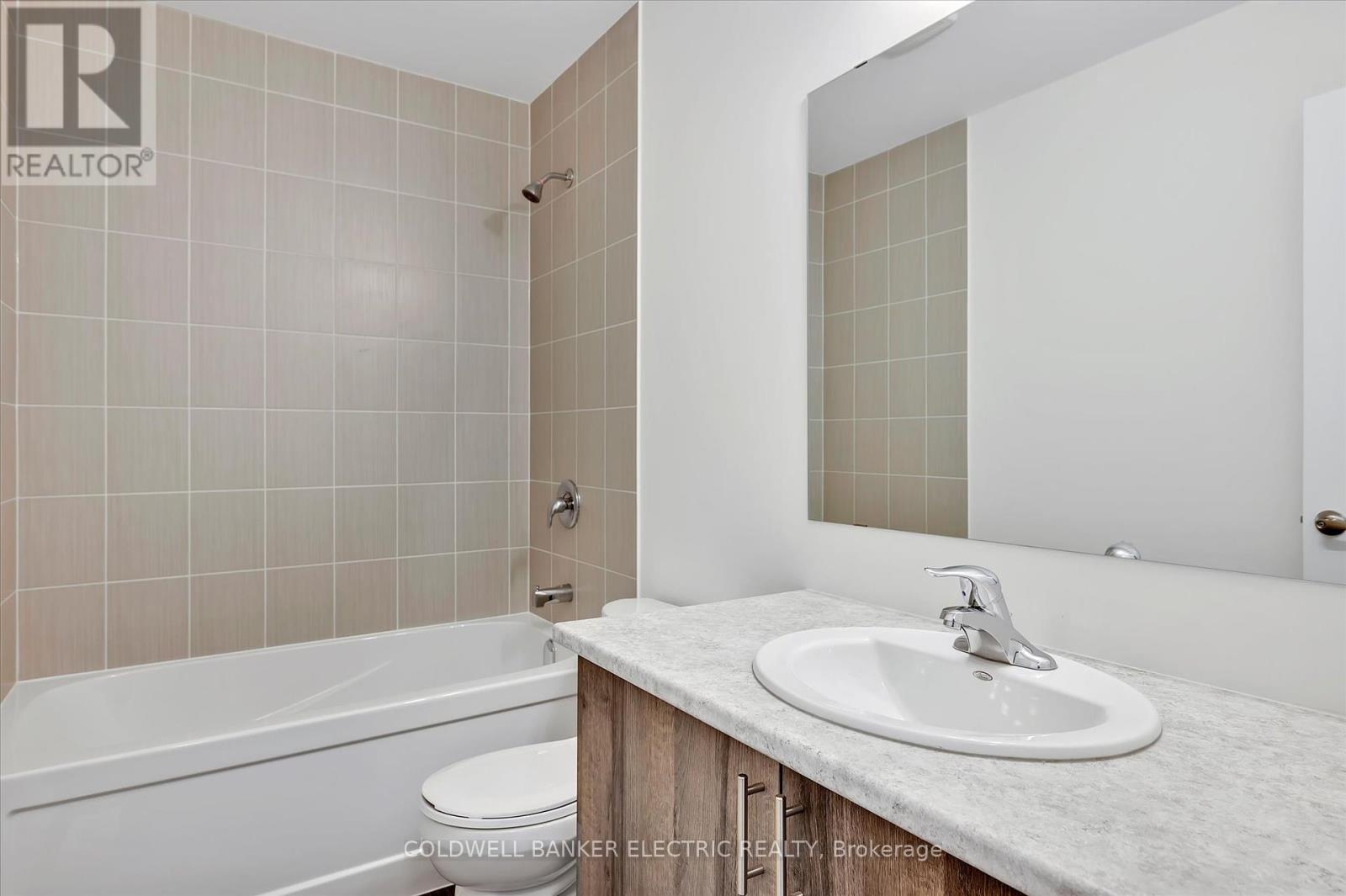 3 Hillcroft Way, Kawartha Lakes, Ontario  K0M 1A0 - Photo 38 - X12011934