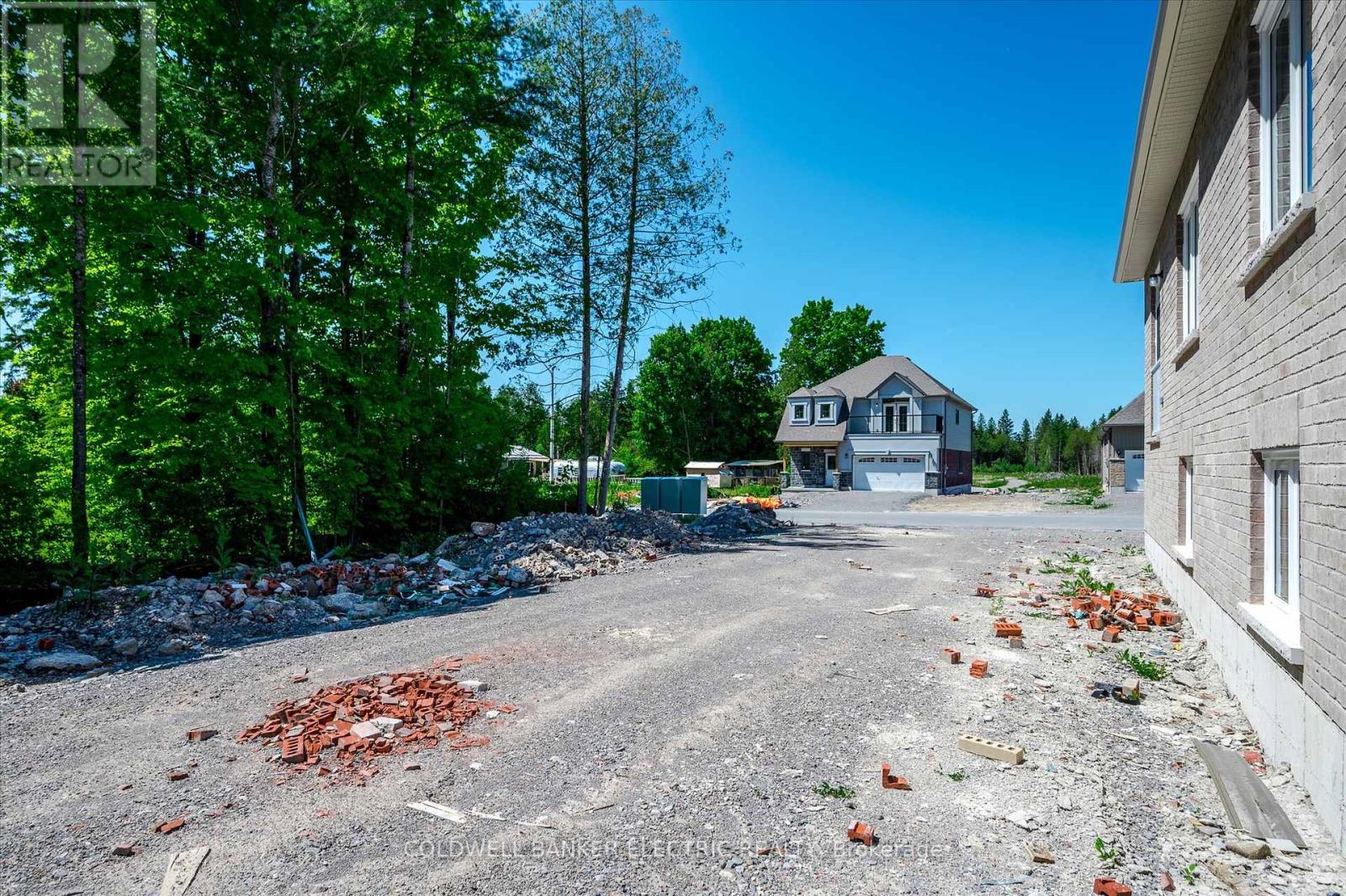 3 Hillcroft Way, Kawartha Lakes, Ontario  K0M 1A0 - Photo 43 - X12011934