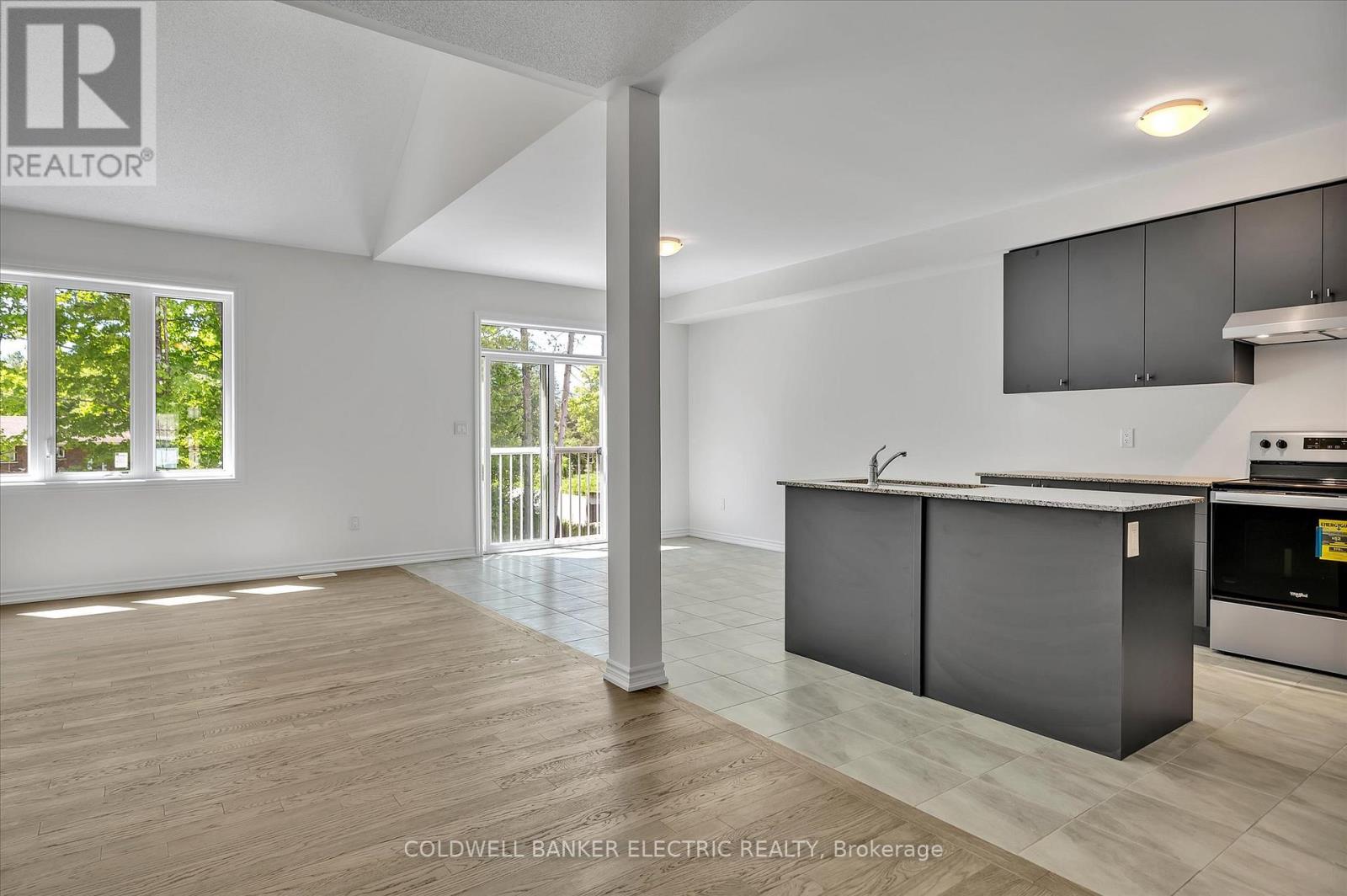 3 Hillcroft Way, Kawartha Lakes, Ontario  K0M 1A0 - Photo 9 - X12011934