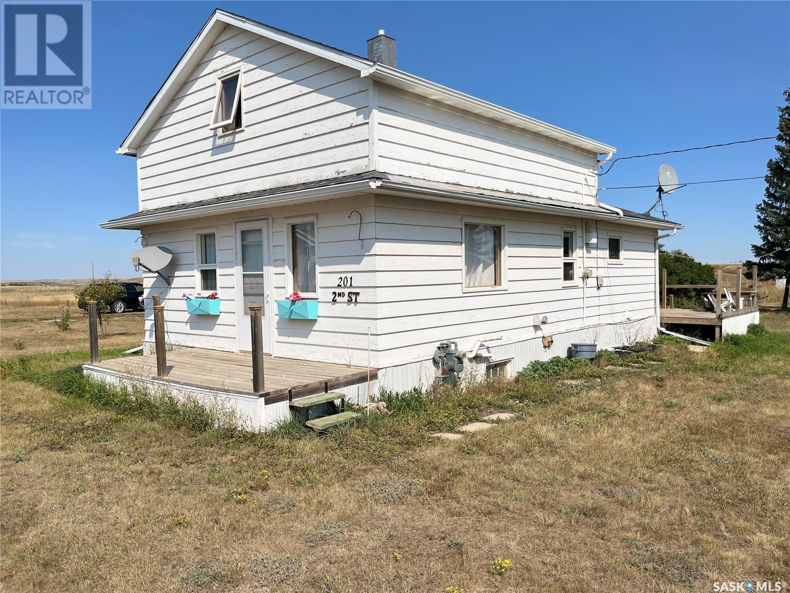 201 2nd A STREET W, Chamberlain, Saskatchewan