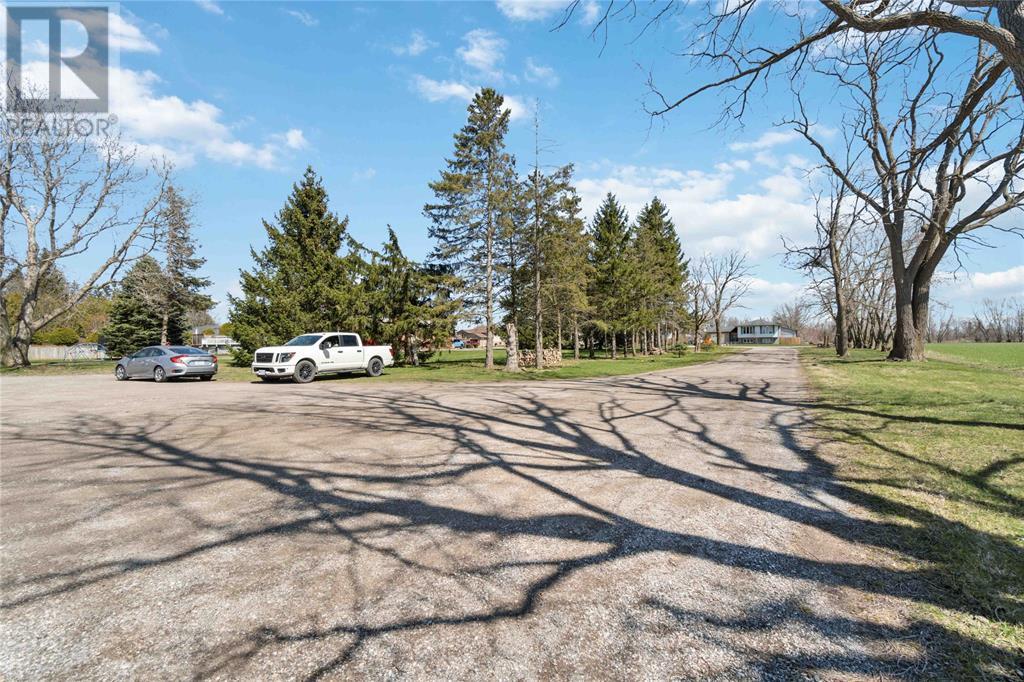 3099 Broadway Street, Brooke-Alvinston, Ontario  N0N 1A0 - Photo 26 - 25005477
