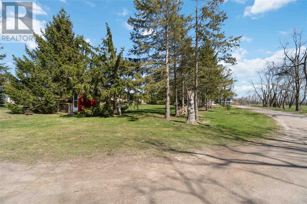3099 Broadway Street, Brooke-Alvinston, Ontario  N0N 1A0 - Photo 27 - 25005477