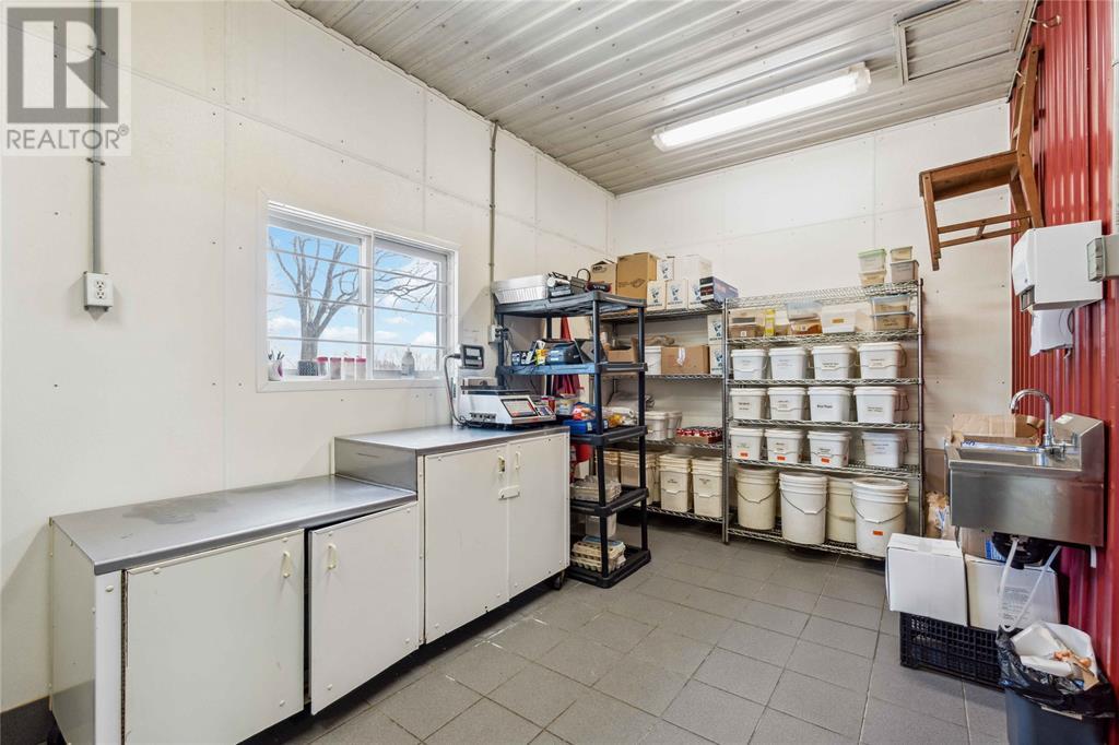 3099 Broadway Street, Brooke-Alvinston, Ontario  N0N 1A0 - Photo 9 - 25005477