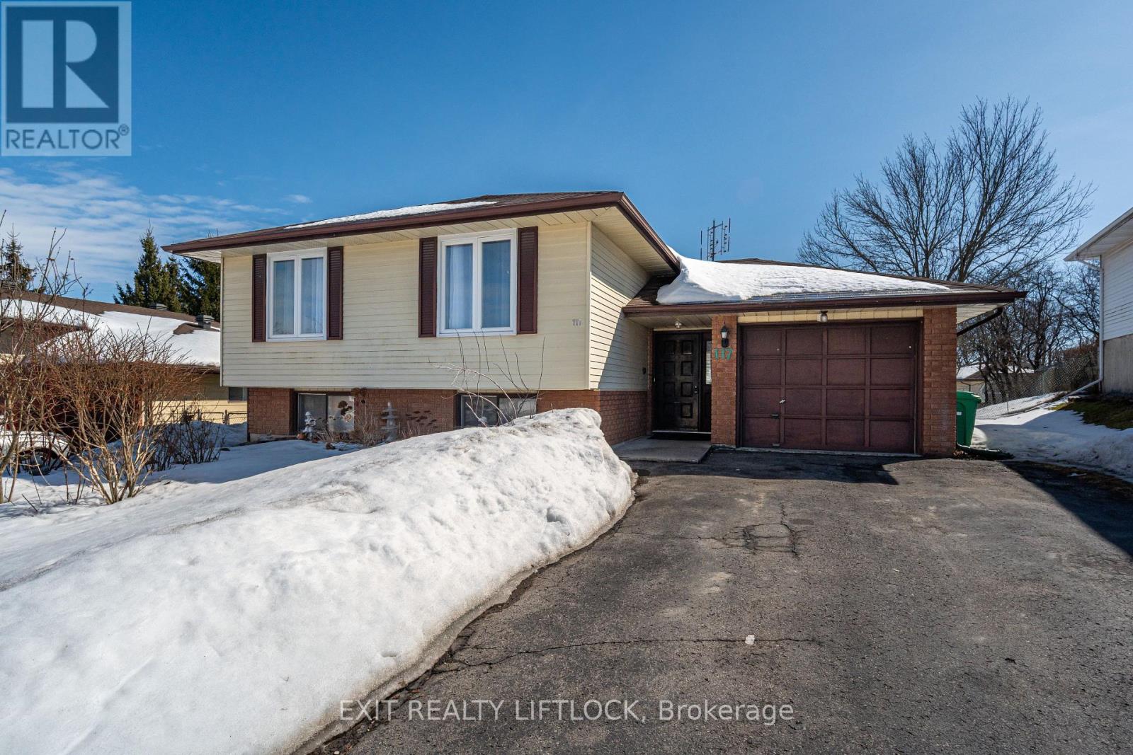 117 Middlefield Road, Peterborough, Ontario  K9J 8E8 - Photo 1 - X12012051