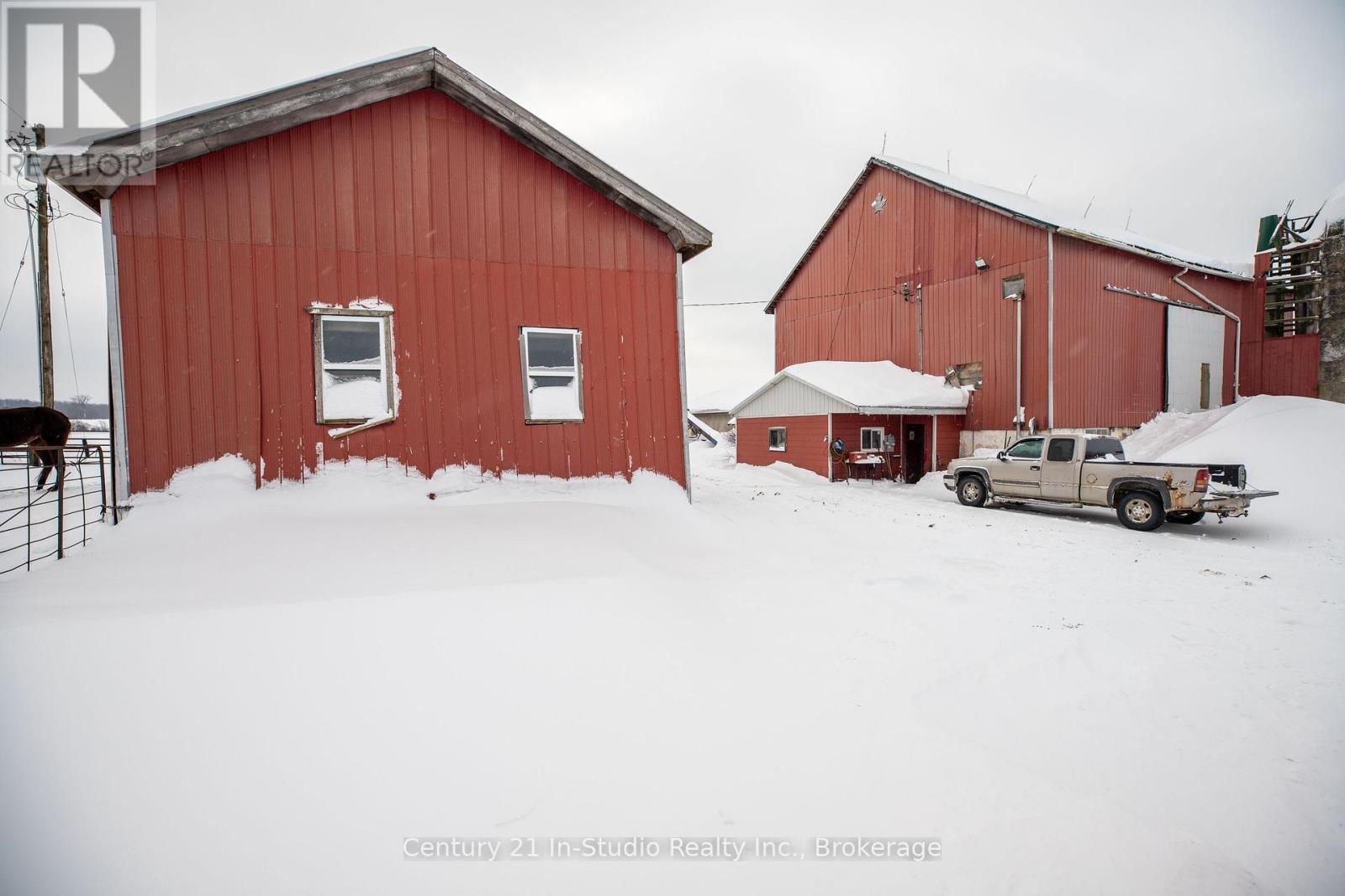 425158 Irish Lake Road, Grey Highlands, Ontario  N0C 1H0 - Photo 15 - X11939676
