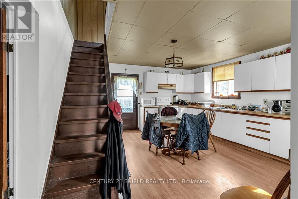 10 Edward Street, Cornwall, Ontario  K6H 4G5 - Photo 12 - X12012029