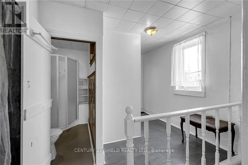 10 Edward Street, Cornwall, Ontario  K6H 4G5 - Photo 8 - X12012029