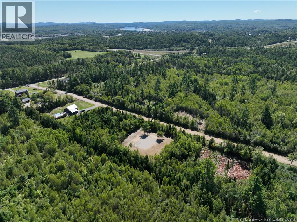 7 Crest Avenue, Heathland, New Brunswick  E3L 5C1 - Photo 10 - NB113251
