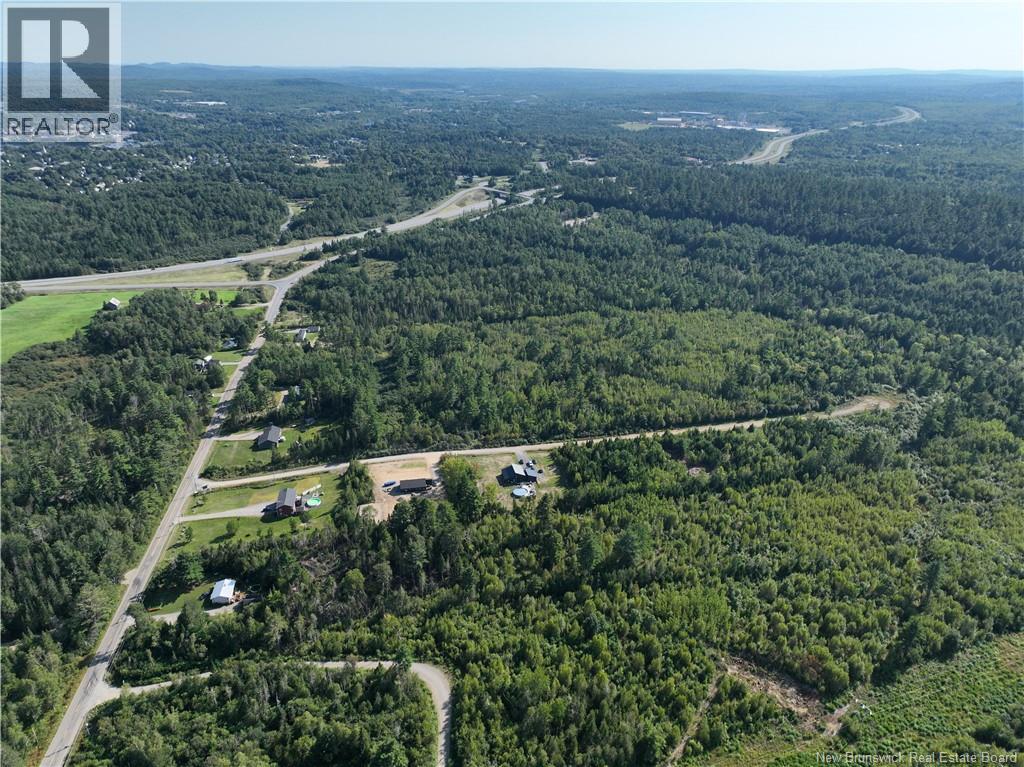 7 Crest Avenue, Heathland, New Brunswick  E3L 5C1 - Photo 3 - NB113251