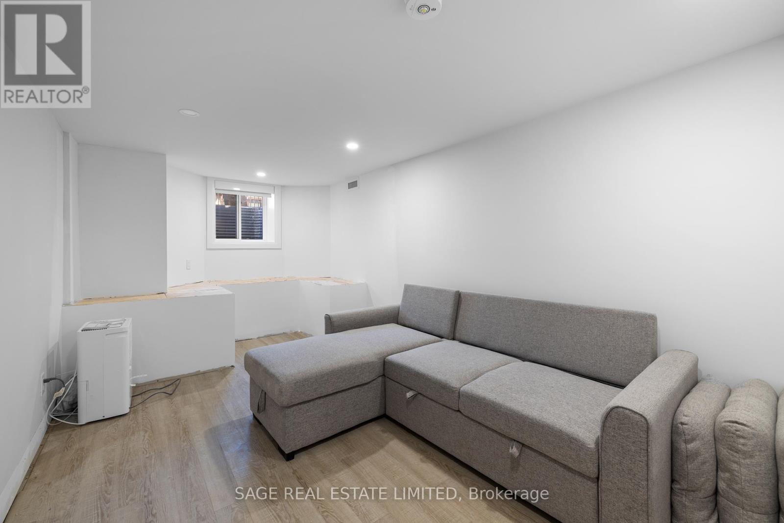 225 Carlton Street, Toronto, Ontario  M5A 2L2 - Photo 11 - C12012103