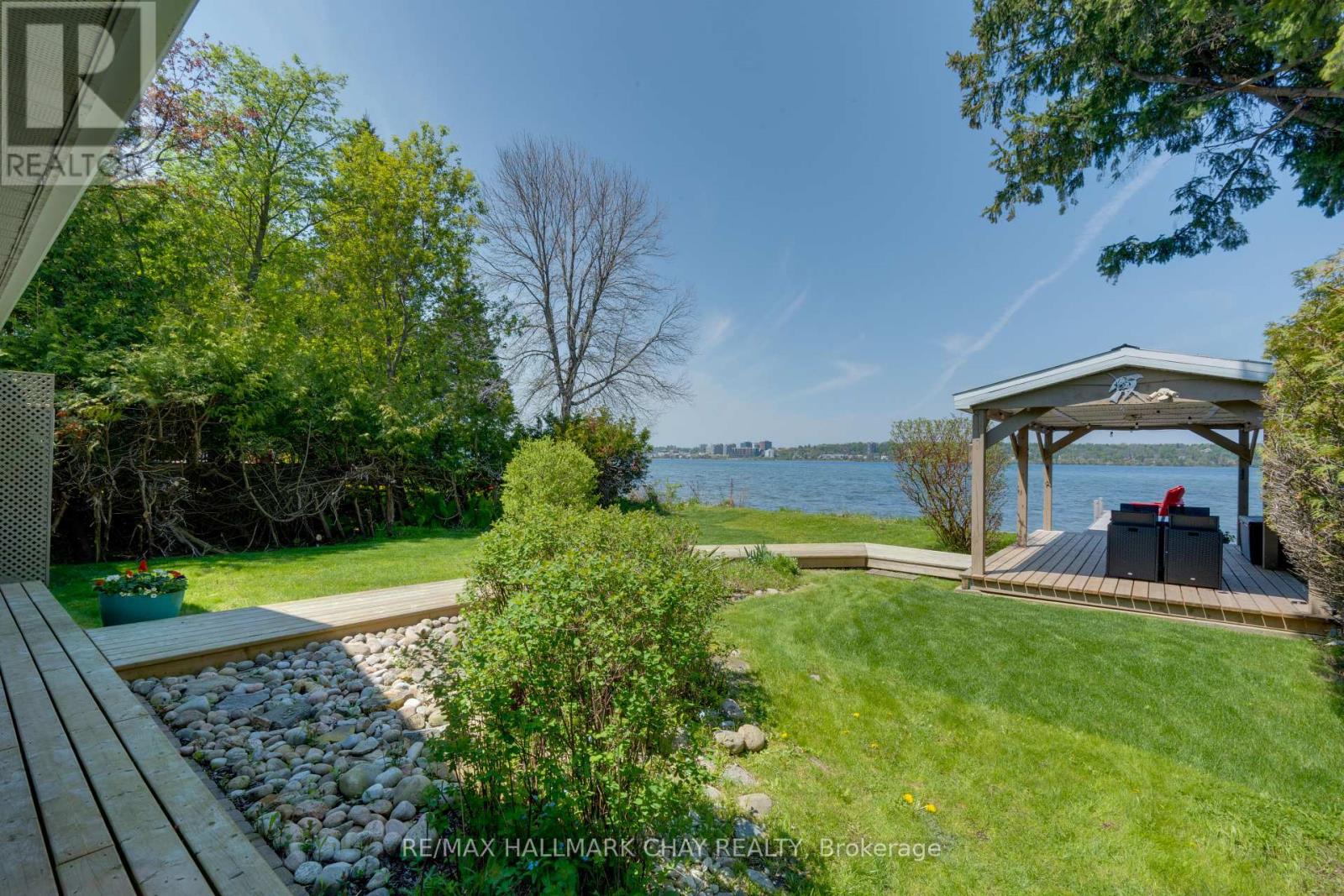Property at 210 KEMPVIEW LANE image 4