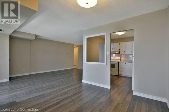 301 Frances Avenue Unit# 1701, Stoney Creek, Ontario  L8E 3W6 - Photo 21 - 40702883
