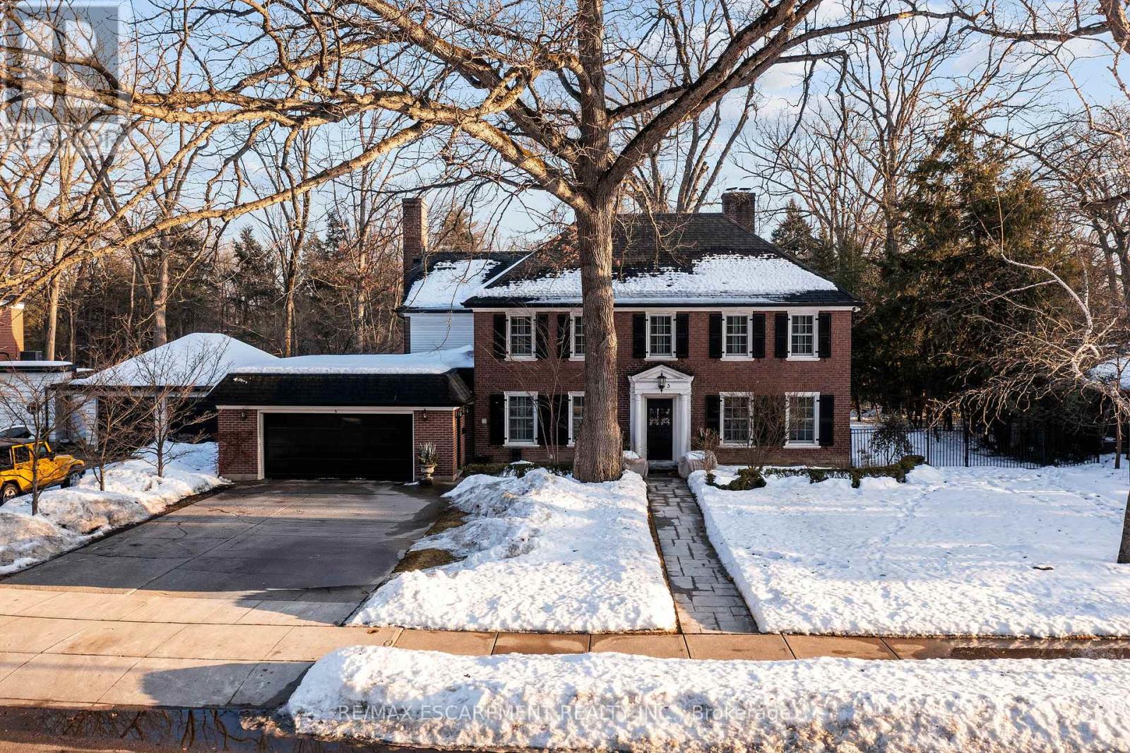 Property at 5 MAYFAIR PLACE image 1