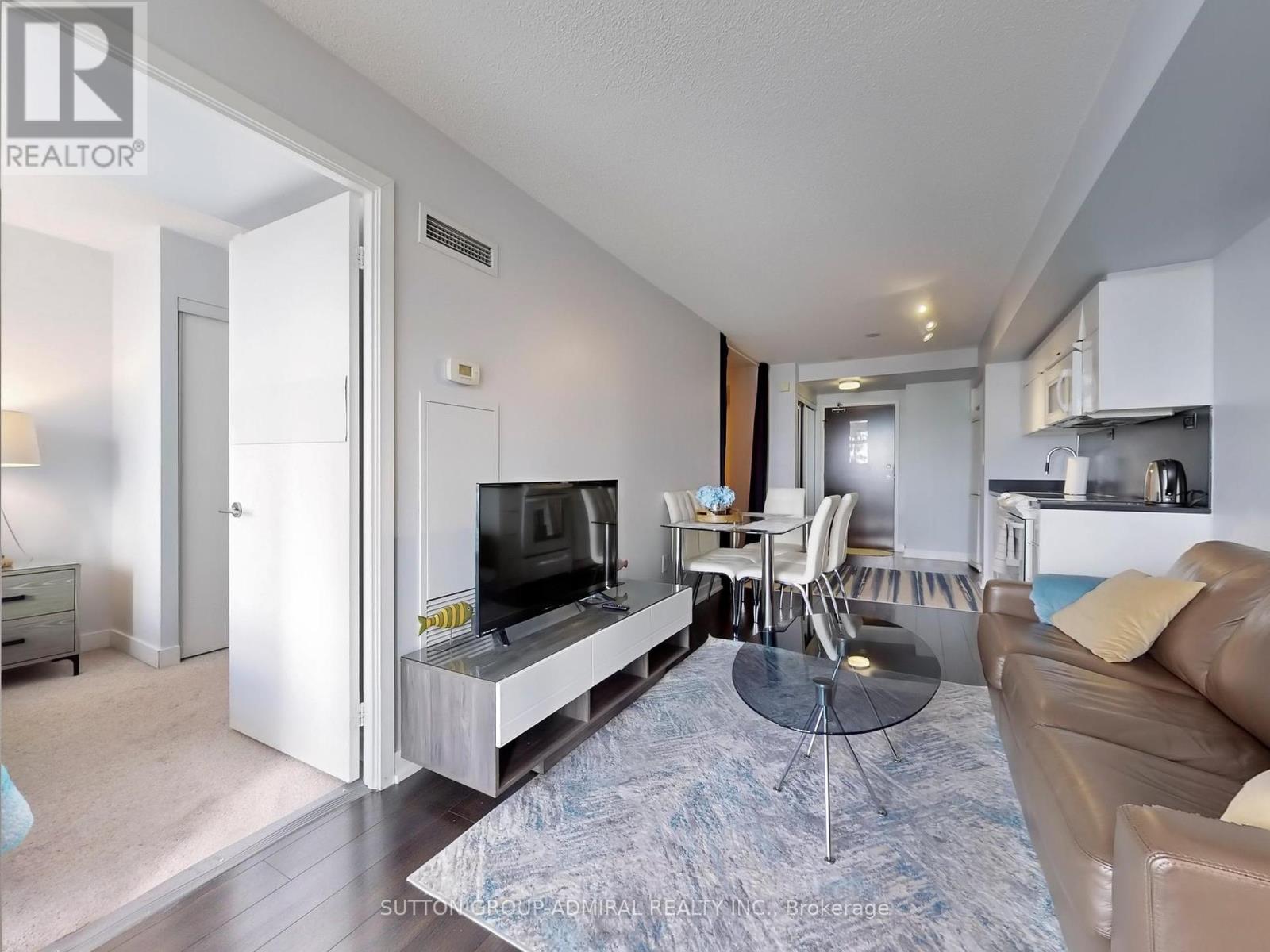 1710 - 21 Iceboat Terrace, Toronto, Ontario  M5V 4A5 - Photo 10 - C12010559