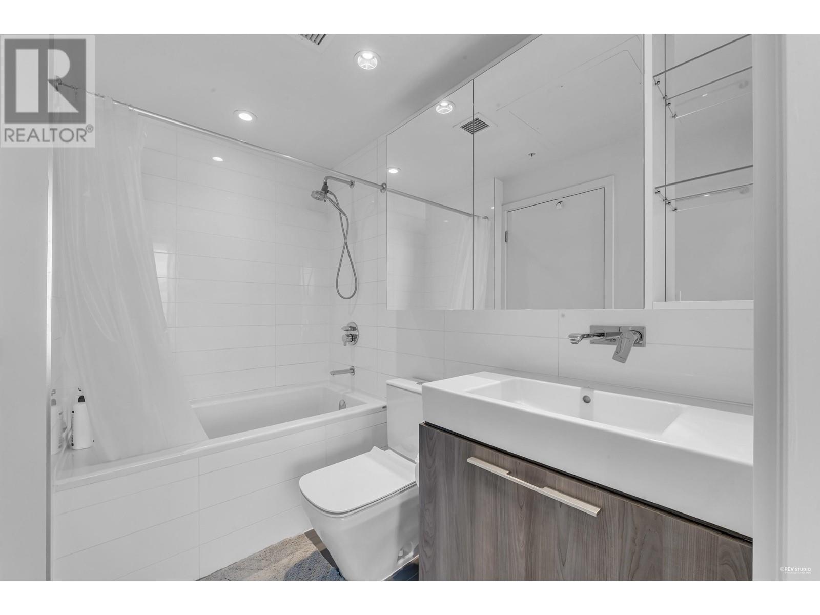 2111 1955 Alpha Way, Burnaby, British Columbia  V5C 0K6 - Photo 15 - R2976162