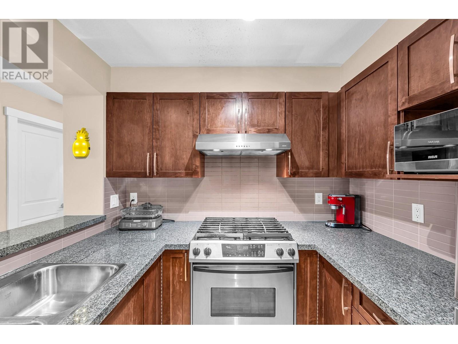 119 5725 Agronomy Road, Vancouver, British Columbia  V6T 1L9 - Photo 11 - R2976173