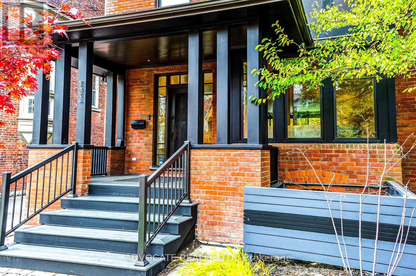 Property at 122 WALMER ROAD image 4