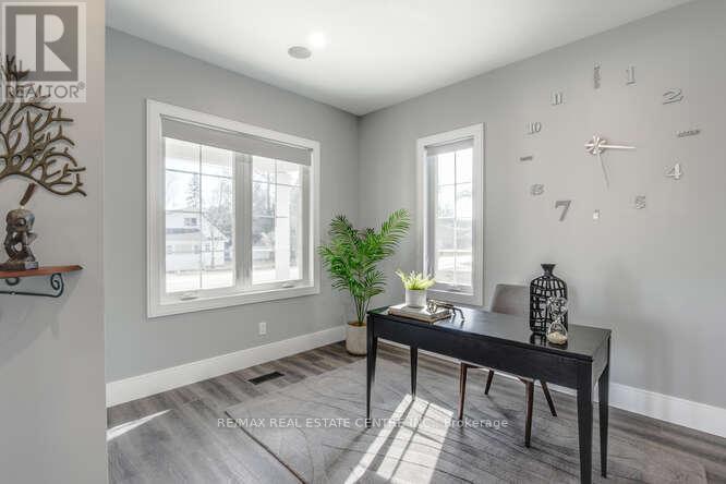 340 Wardell Street, Tay, Ontario  L0K 1R0 - Photo 9 - S12012180