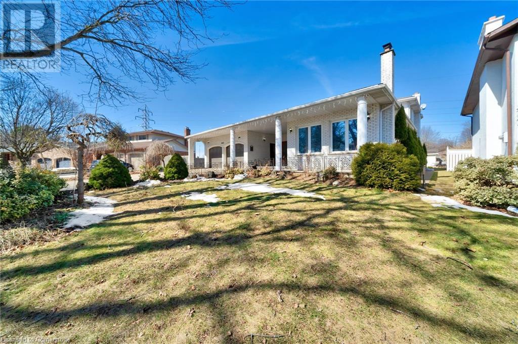 Property at 7105 YORK Drive image 3
