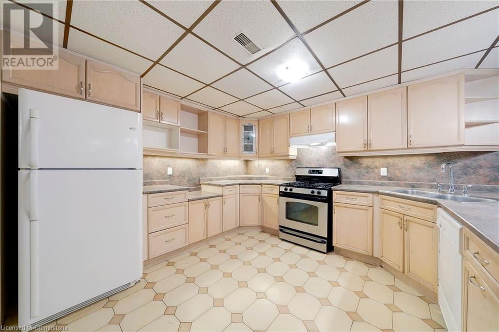 7105 York Drive, Niagara Falls, Ontario  L2E 7A1 - Photo 42 - 40705349