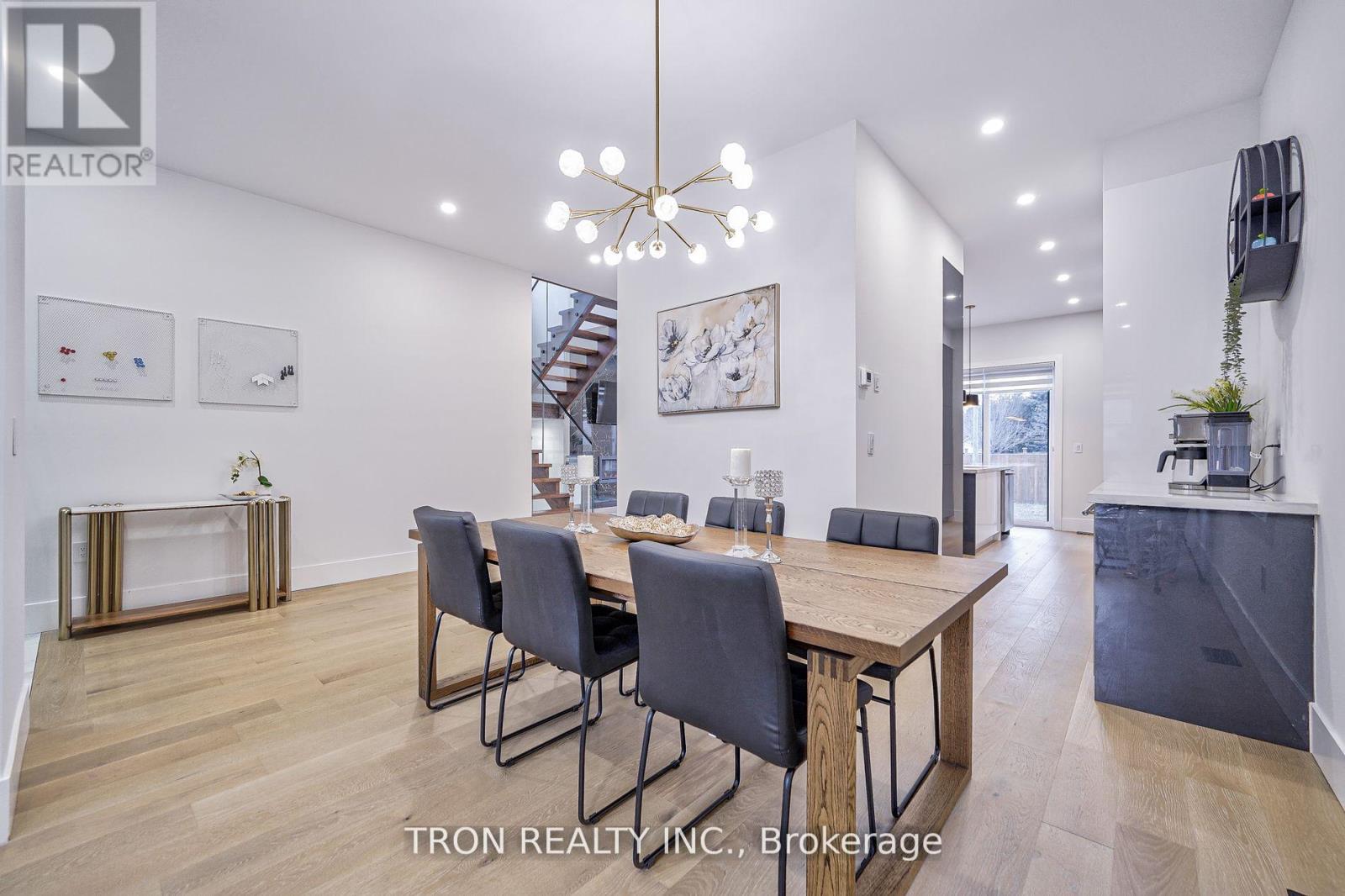 Property at 38 UNO DRIVE image 5