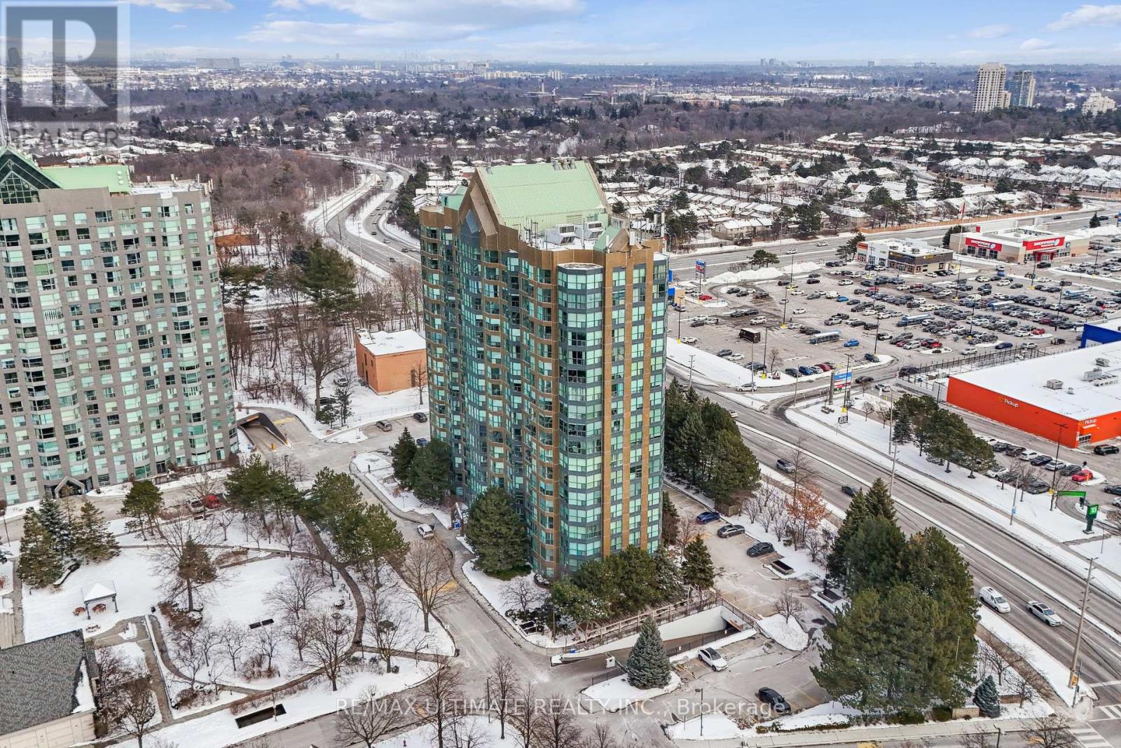 Property at 910 - 2177 BURNHAMTHORPE ROAD S image 2