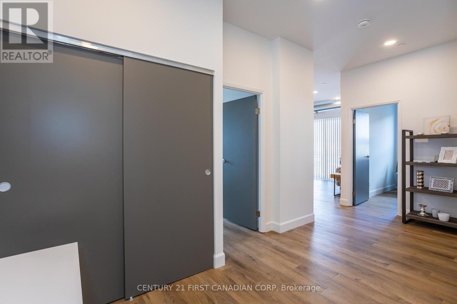 303 - 228 Mcconnell Street, South Huron, Ontario  N0M 1S3 - Photo 6 - X12012312