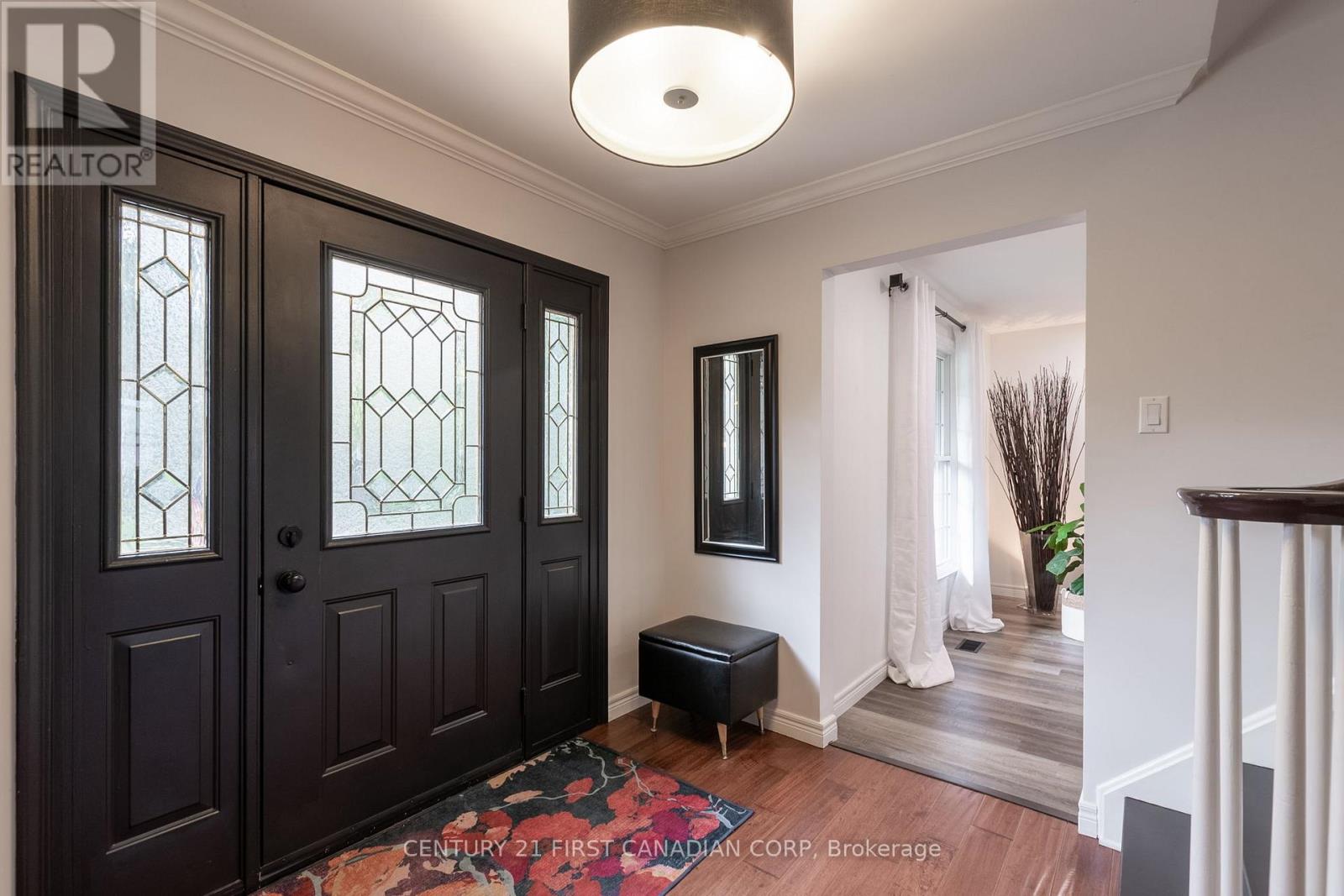 Photo 4 of 40 for 178 Guildford Crescent
