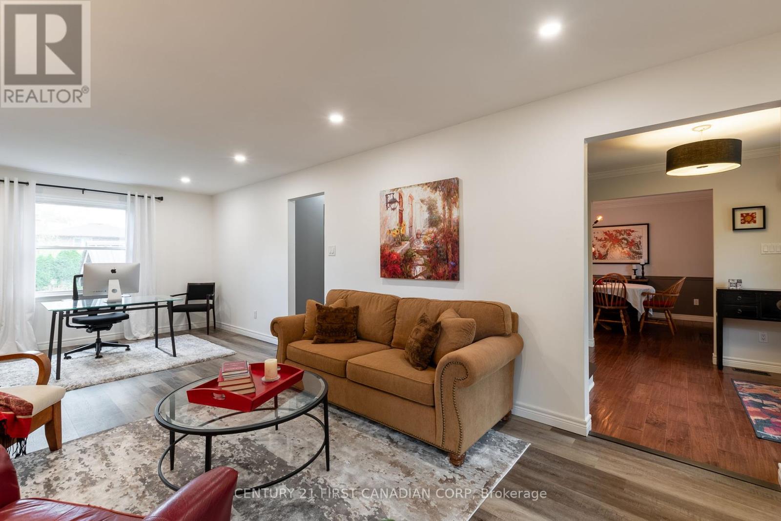 Photo 7 of 40 for 178 Guildford Crescent