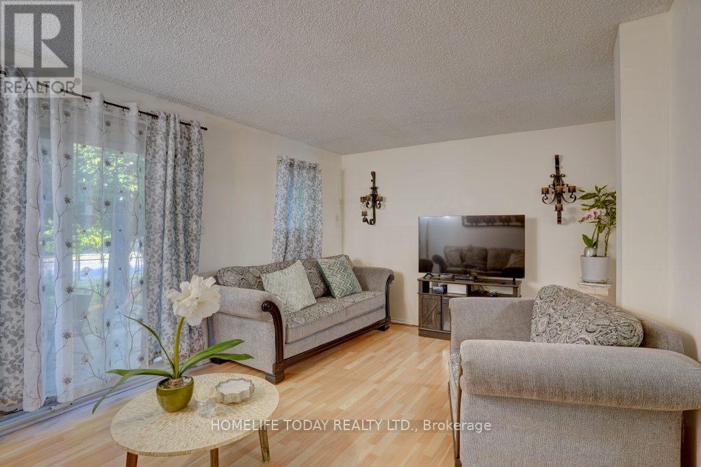 44 - 161 Wickson Trail, Toronto (Malvern), Ontario  M1B 1M4 - Photo 6 - E12010542